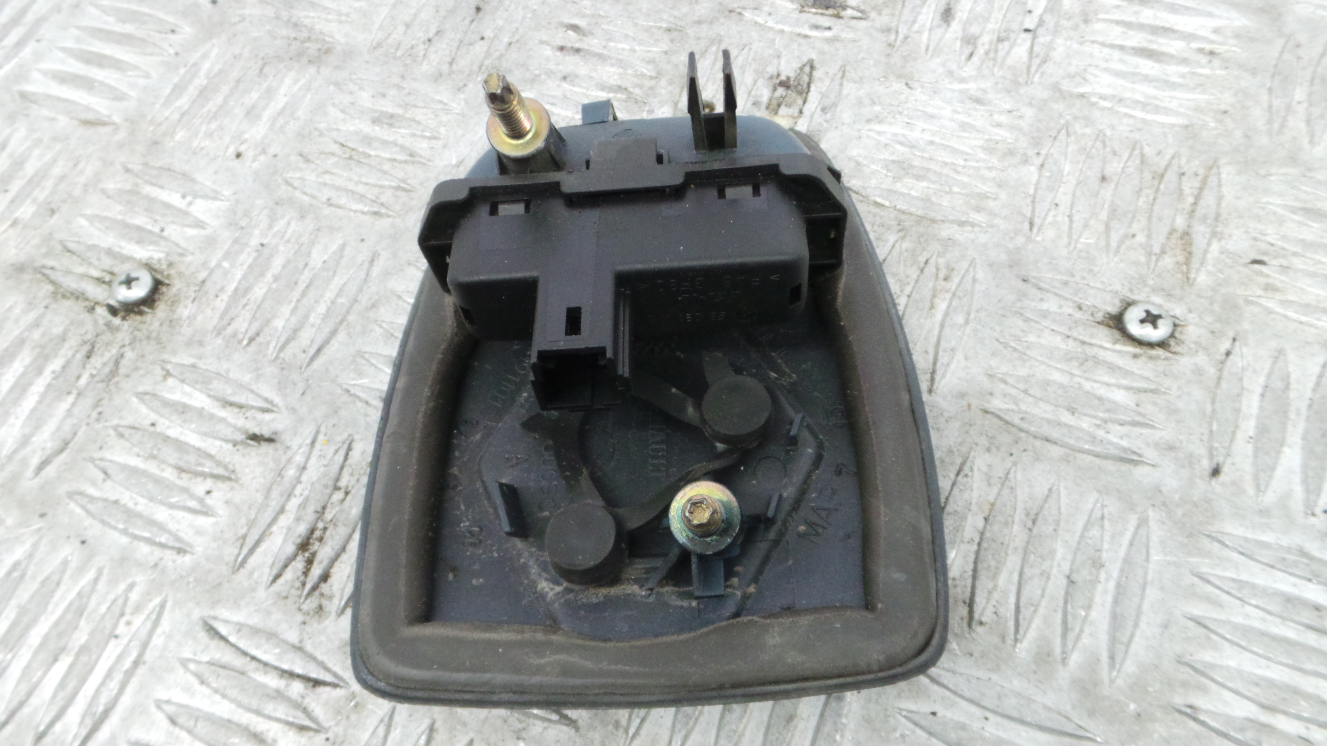 Puxador Exterior da Tampa da Mala 820000901 - RENAULT LAGUNA II (BG0/1_)-37139241