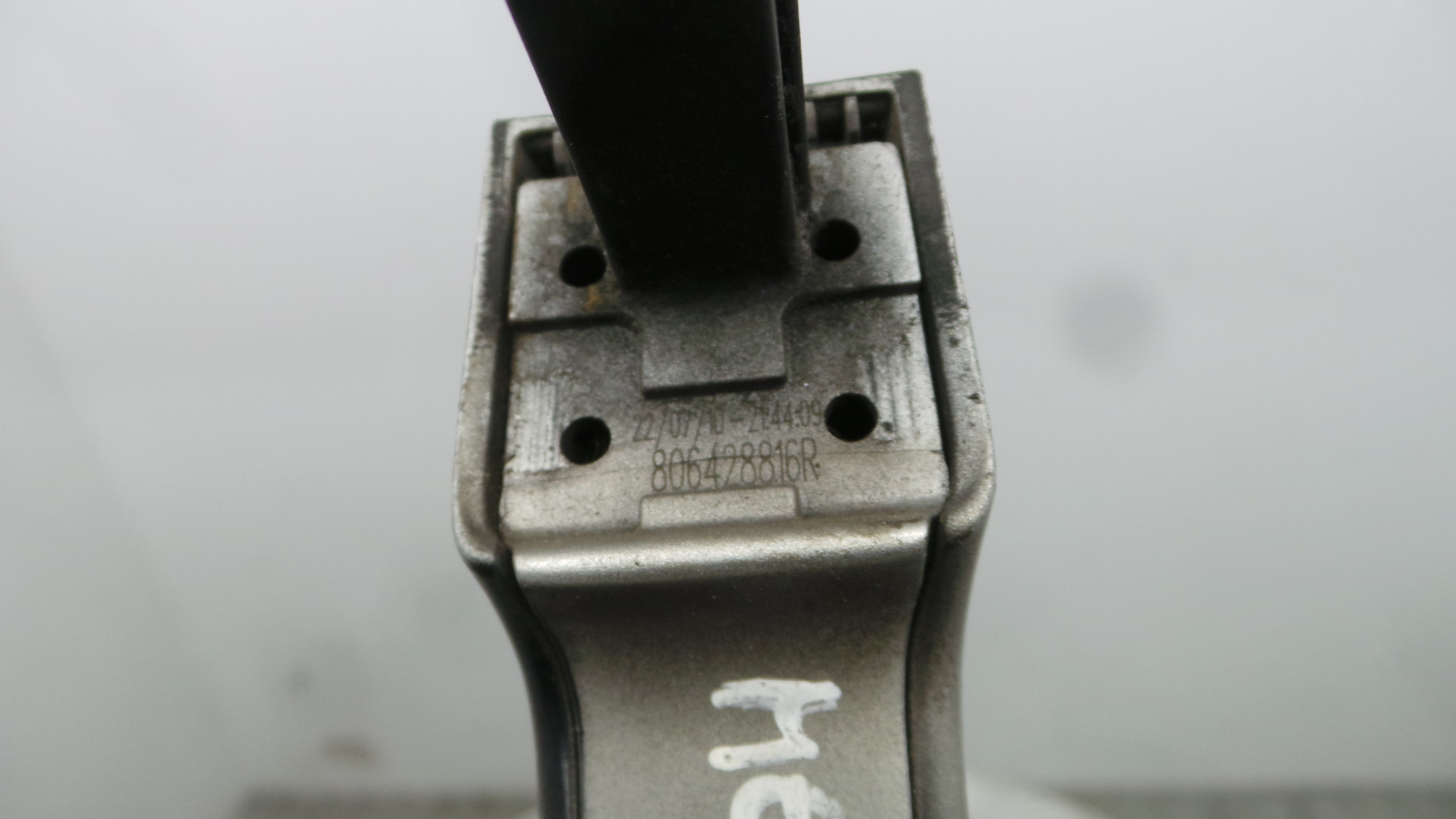 Puxador Exterior Frente Direita  806428816R - RENAULT MEGANE III Hatchback (BZ0/1_, B3_)-37139584