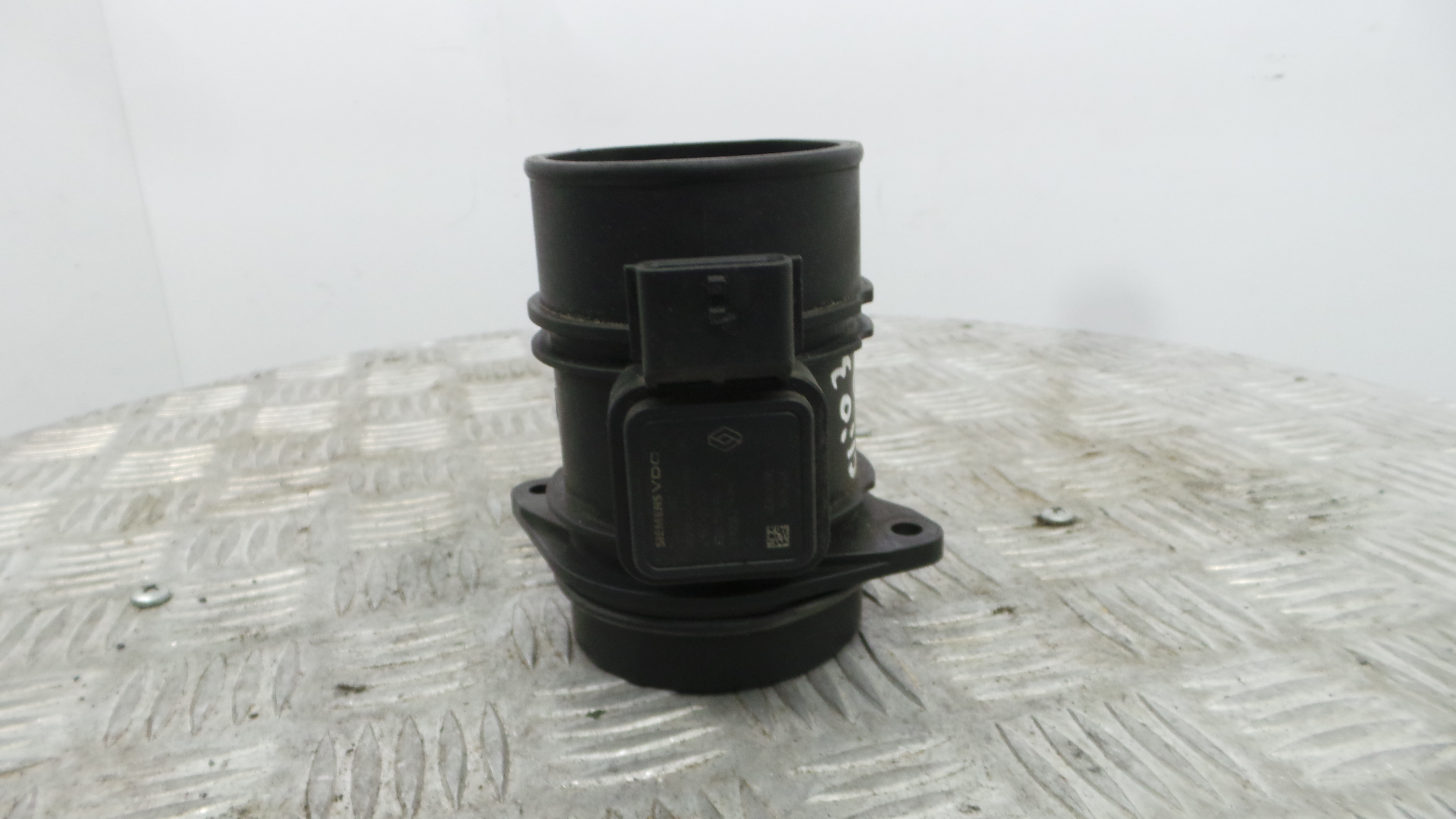 Medidor de Massa de Ar 8200358901B - RENAULT CLIO III (BR0/1, CR0/1)-37139761