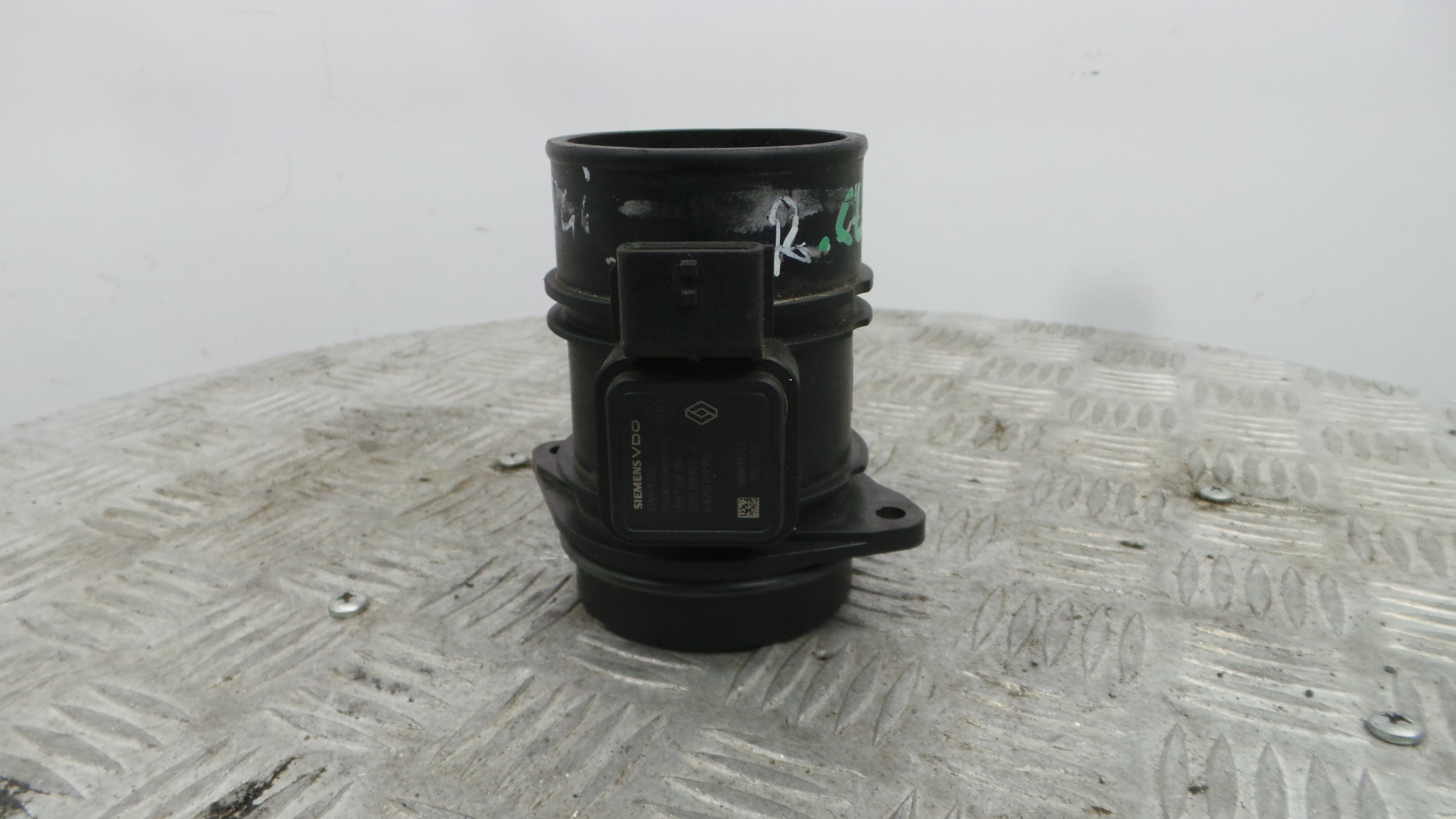 Medidor de Massa de Ar 8200358901B - RENAULT CLIO III (BR0/1, CR0/1)-37139785