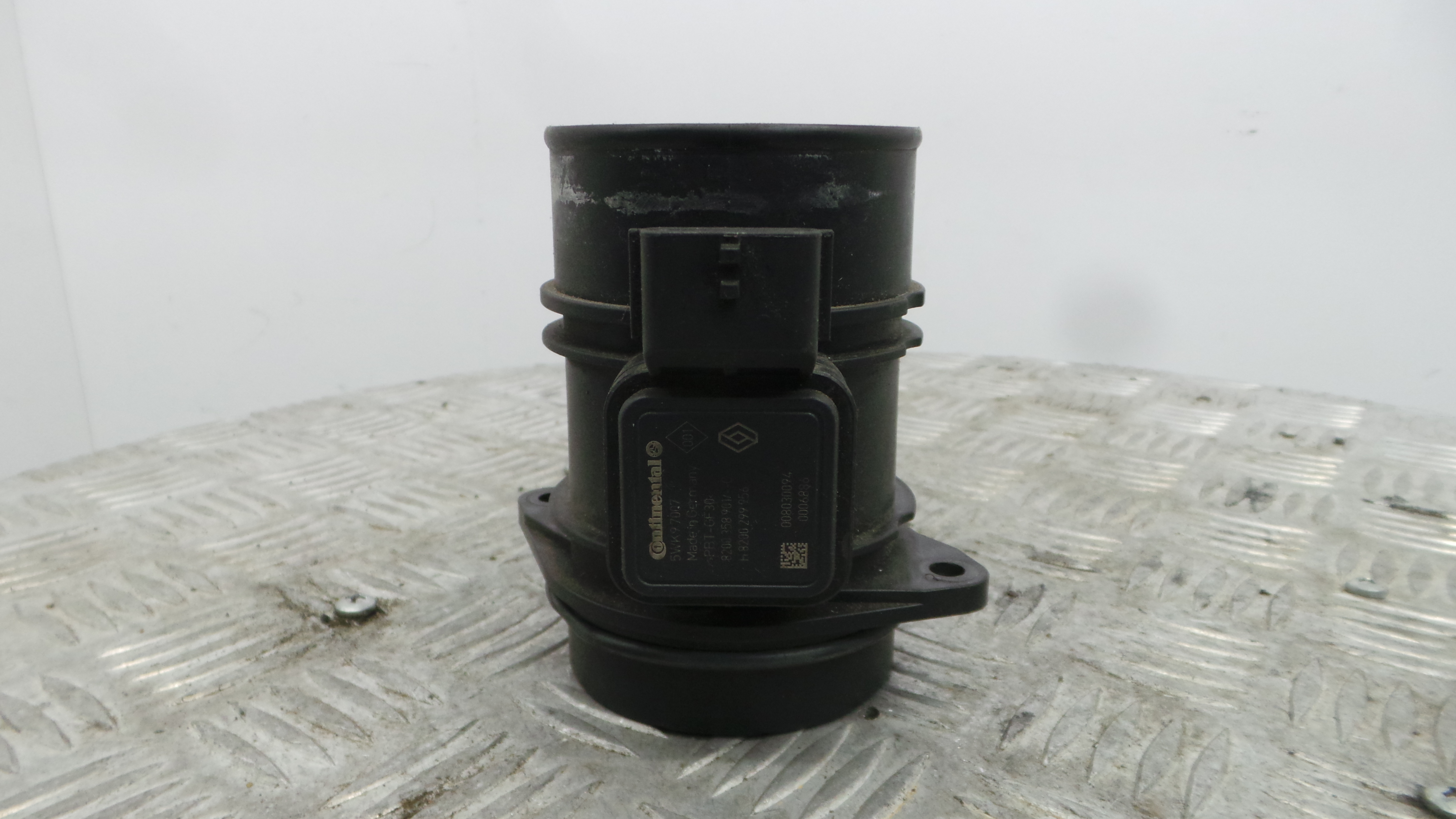 Medidor de Massa de Ar 8200358901C - RENAULT CLIO III (BR0/1, CR0/1)-37140103