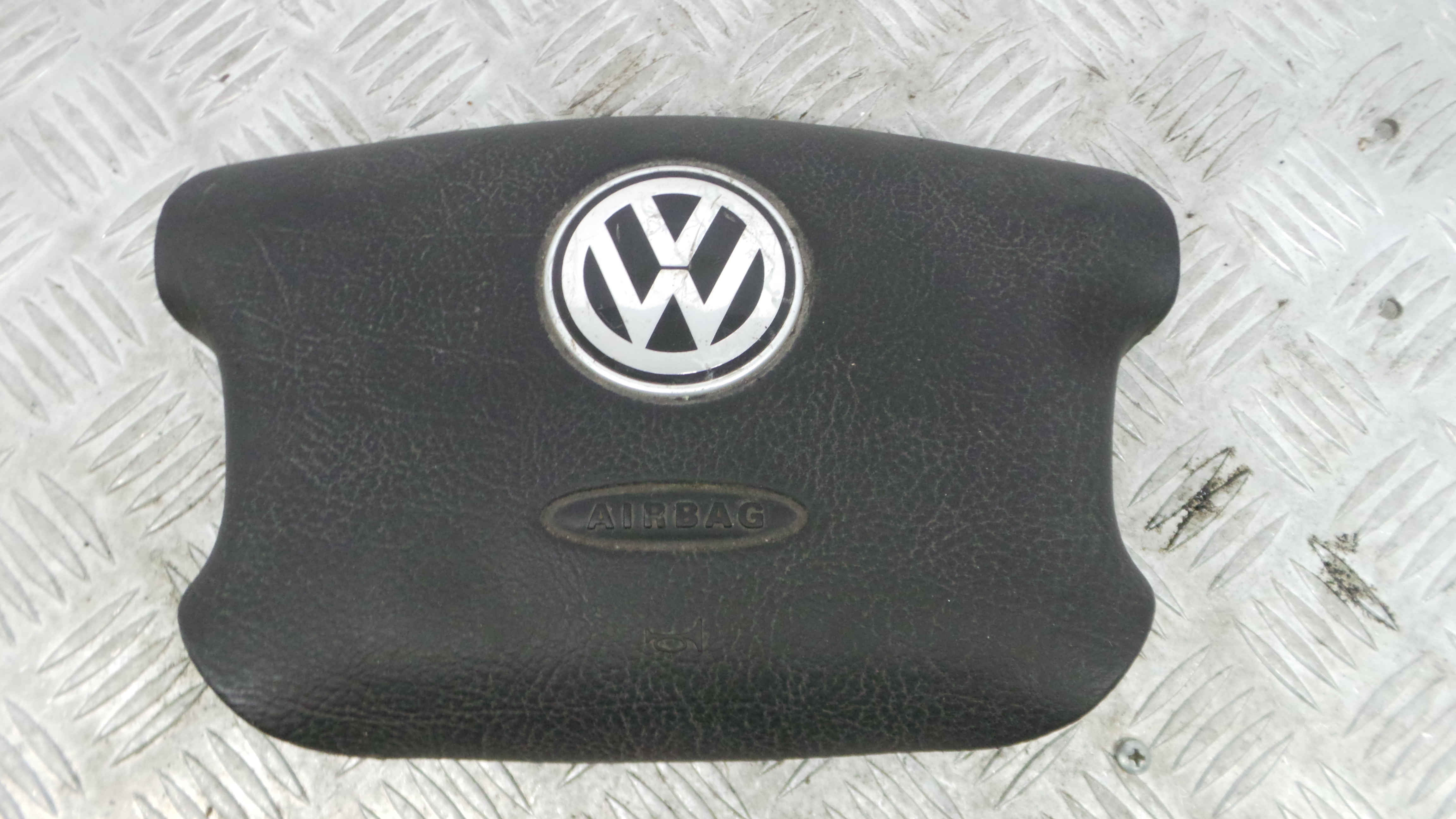 Airbag Volante 3B0880201M - VW GOLF IV (1J1), GOLF Mk IV (1J1)-37633224 Airbag Volante 3B0880201M - VW GOLF IV (1J1), GOLF Mk IV (1J1)-37633224