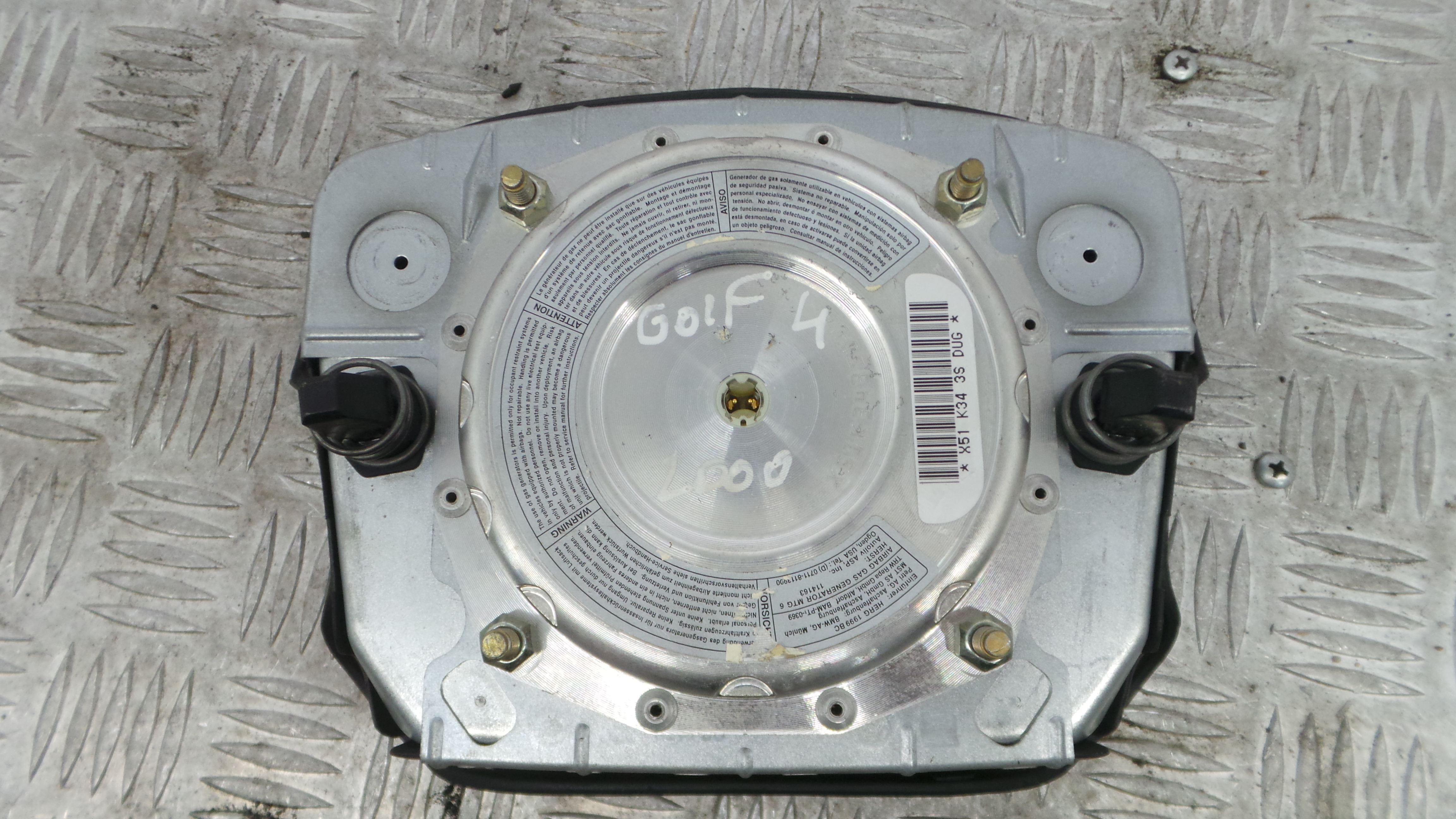 Airbag Volante 3B0880201AH - VW GOLF IV (1J1), GOLF Mk IV (1J1)-37633486