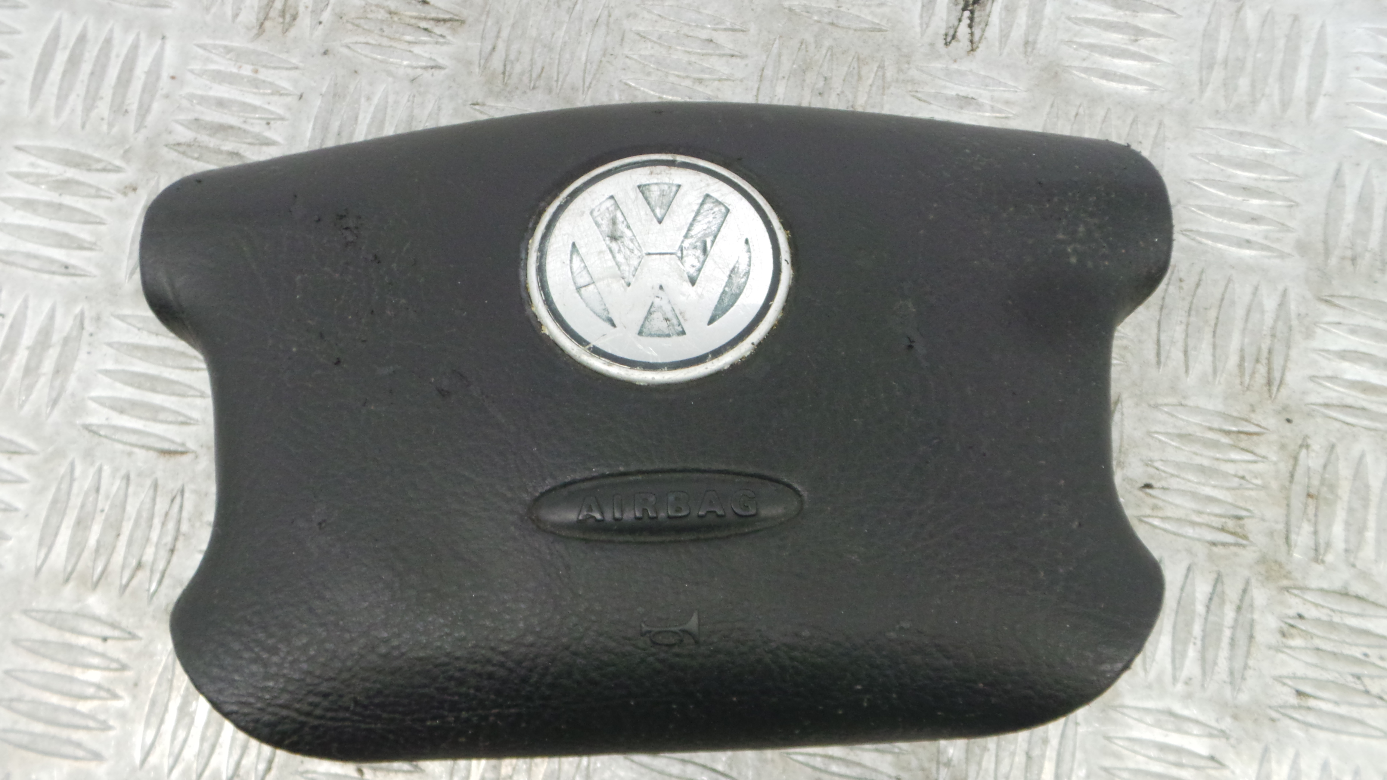 Airbag Volante 3B0880201BM - VW GOLF IV (1J1), GOLF Mk IV (1J1)-37633611 Airbag Volante 3B0880201BM - VW GOLF IV (1J1), GOLF Mk IV (1J1)-37633611