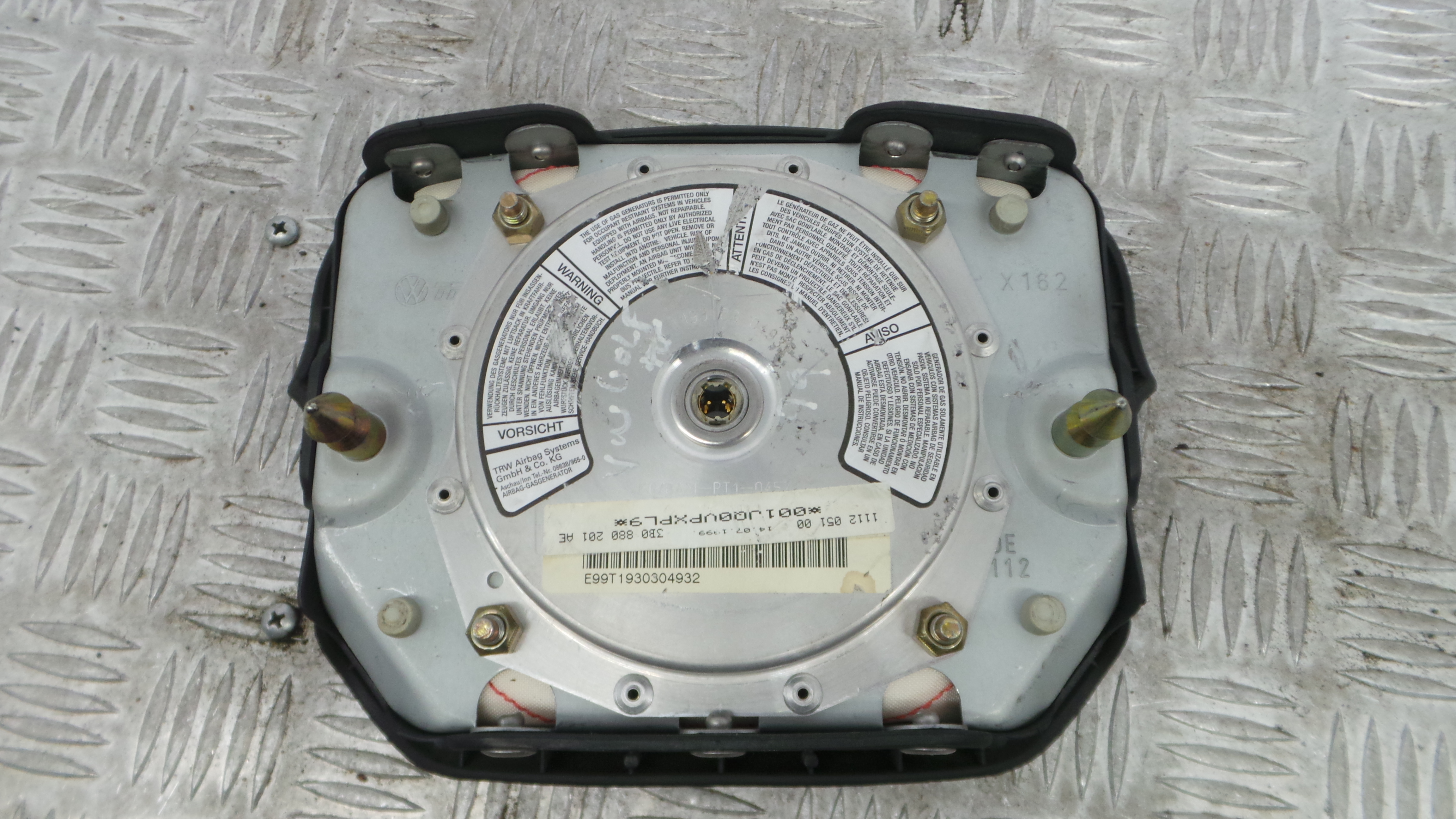 Airbag Volante 3B0880201AE - VW GOLF IV (1J1), GOLF Mk IV (1J1)-37633724