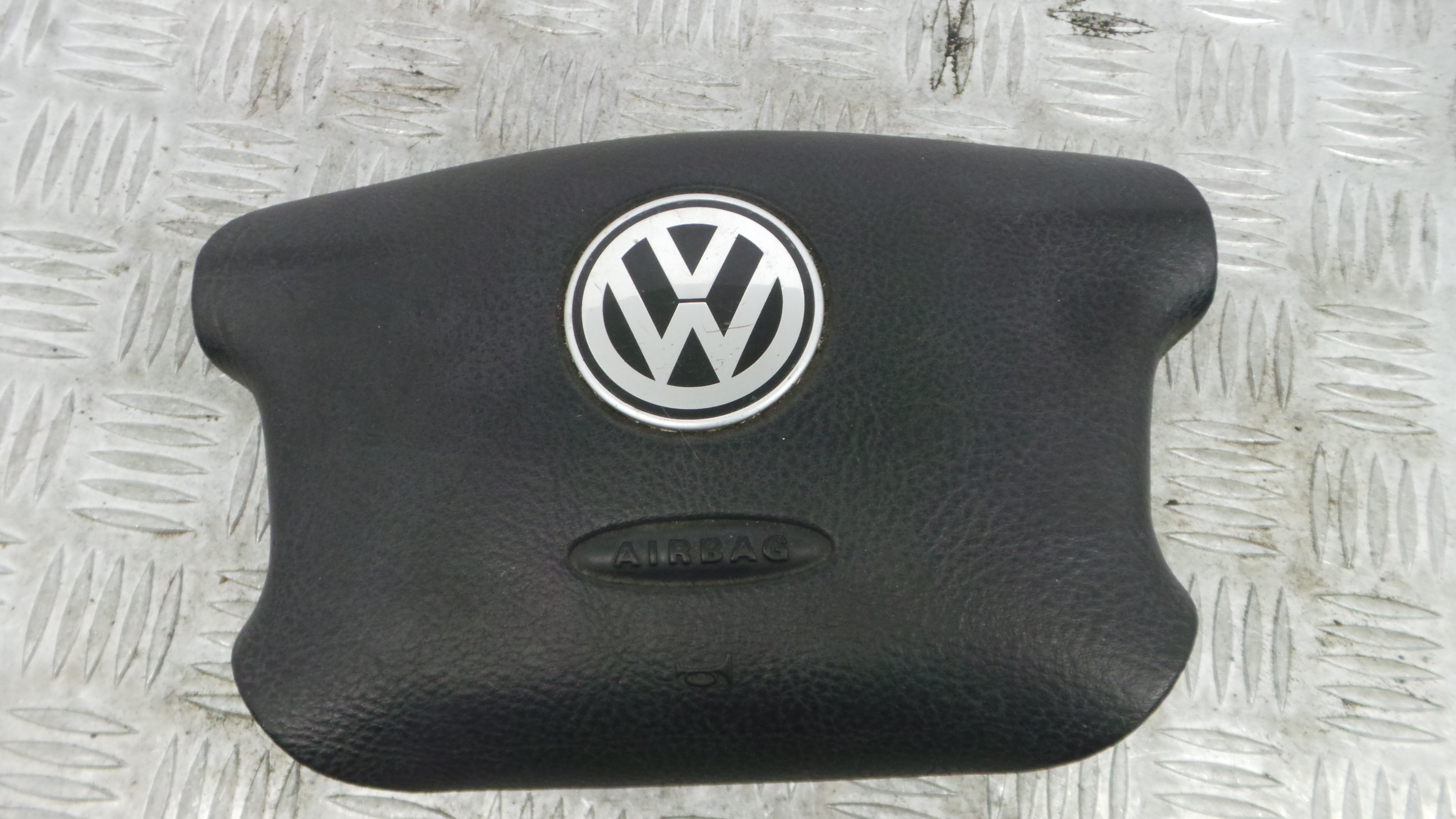 Airbag Volante 3B0880201 - VW GOLF IV (1J1), GOLF Mk IV (1J1)-37637431 Airbag Volante 3B0880201 - VW GOLF IV (1J1), GOLF Mk IV (1J1)-37637431