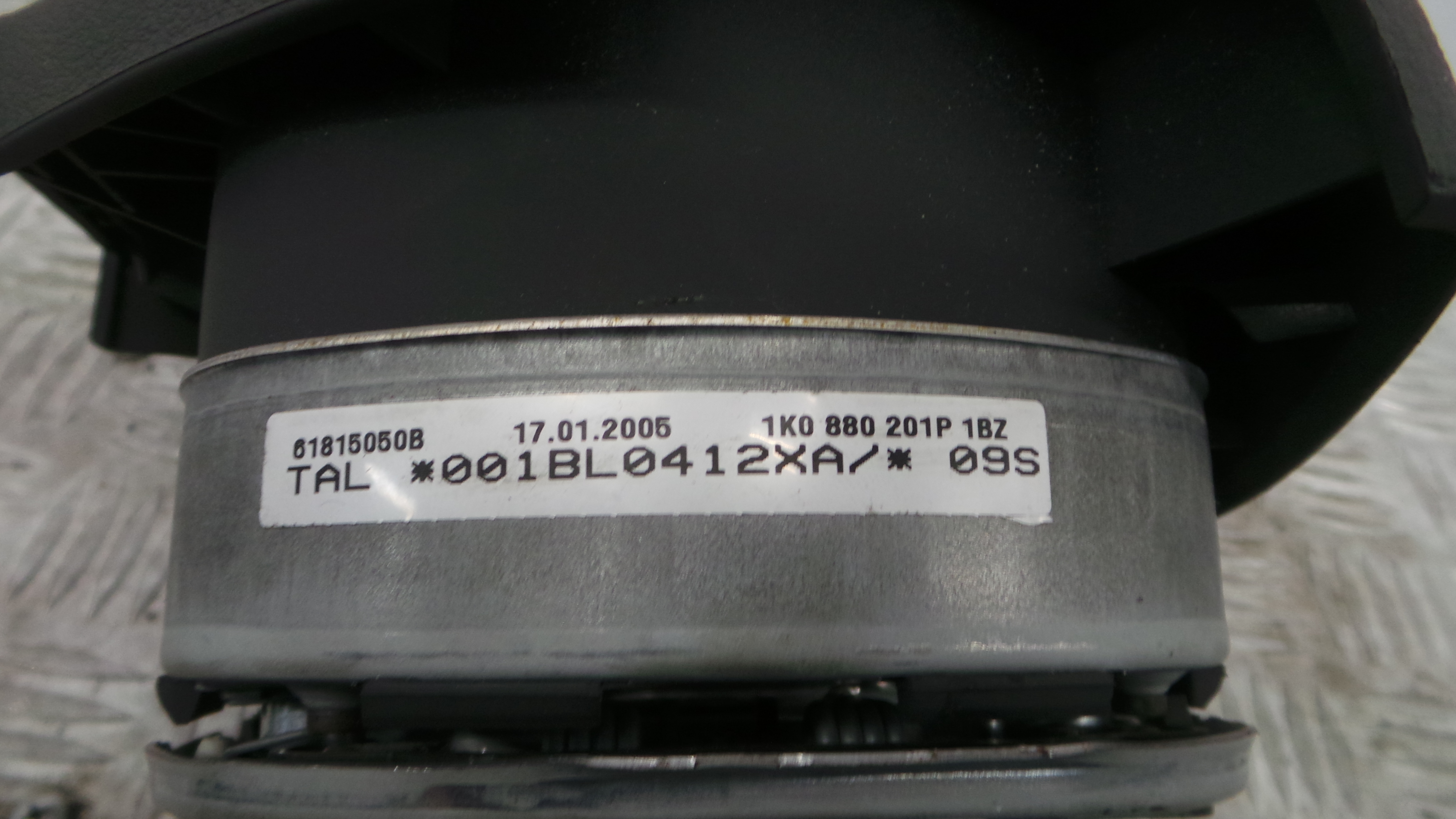 Airbag Volante 1K0880201P - VW GOLF V (1K1)-37638830