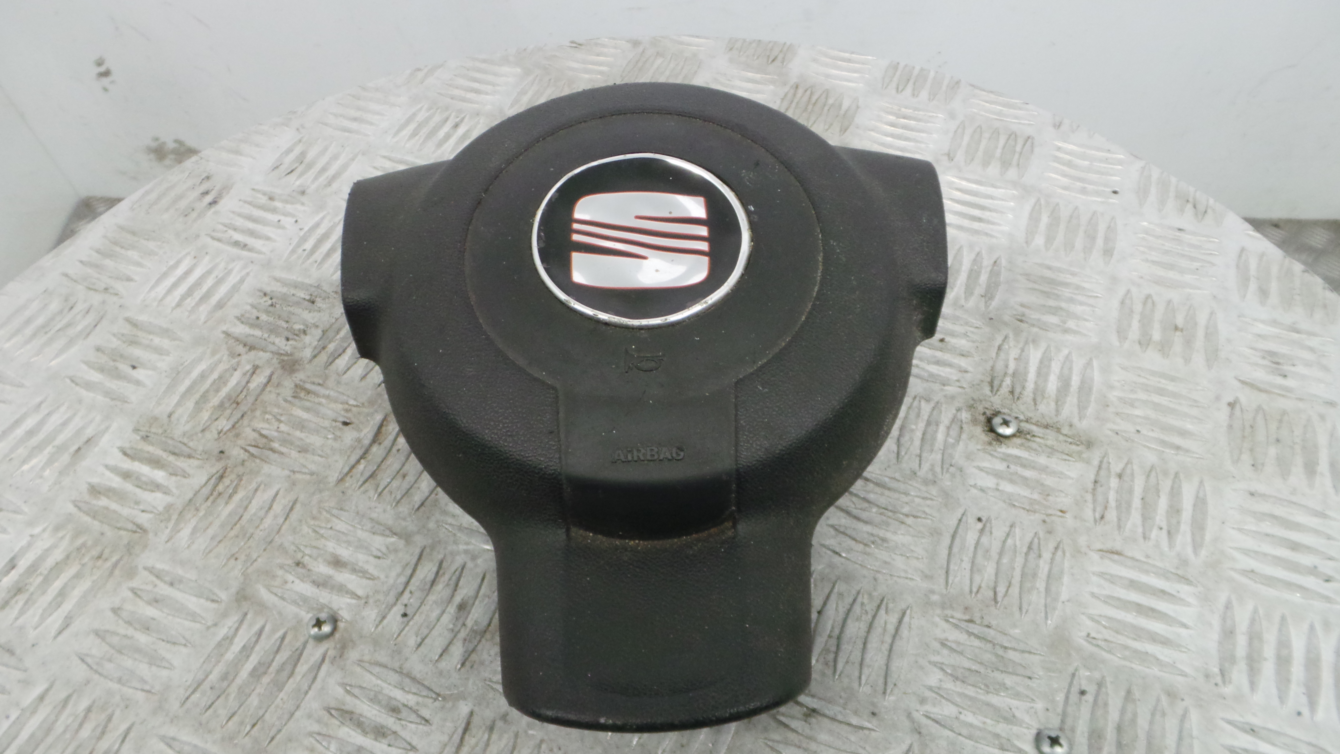 Airbag Volante 5P0880201N - SEAT LEON (1P1)-37641560 Airbag Volante 5P0880201N - SEAT LEON (1P1)-37641560