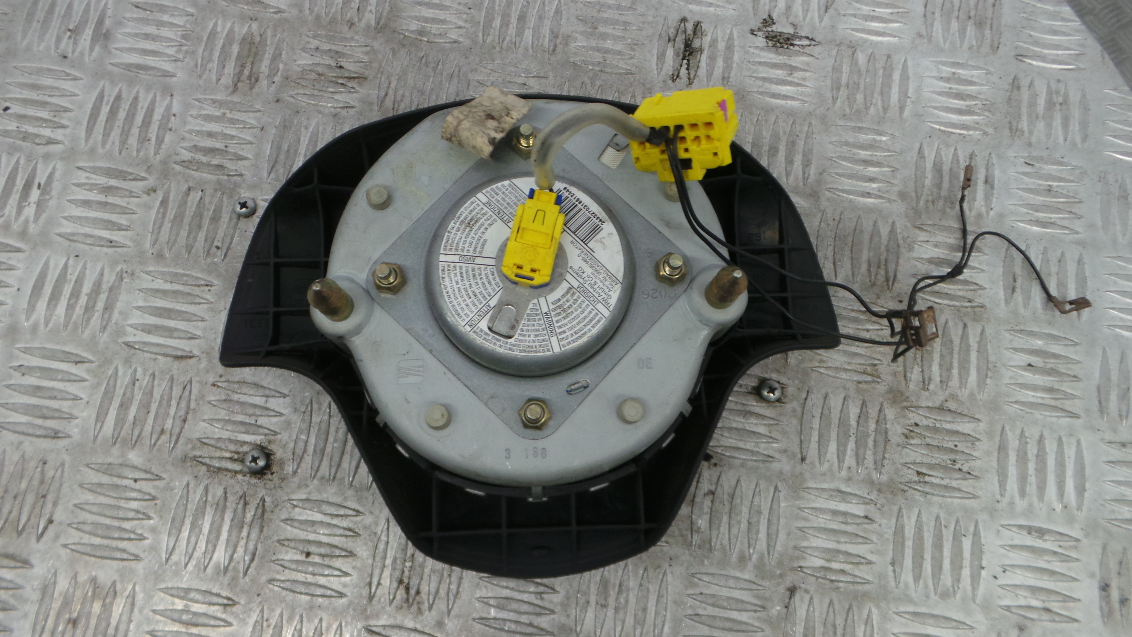 Airbag Volante 6L0880201D - SEAT IBIZA III (6L1), IBIZA Mk III (6L1)-37643316