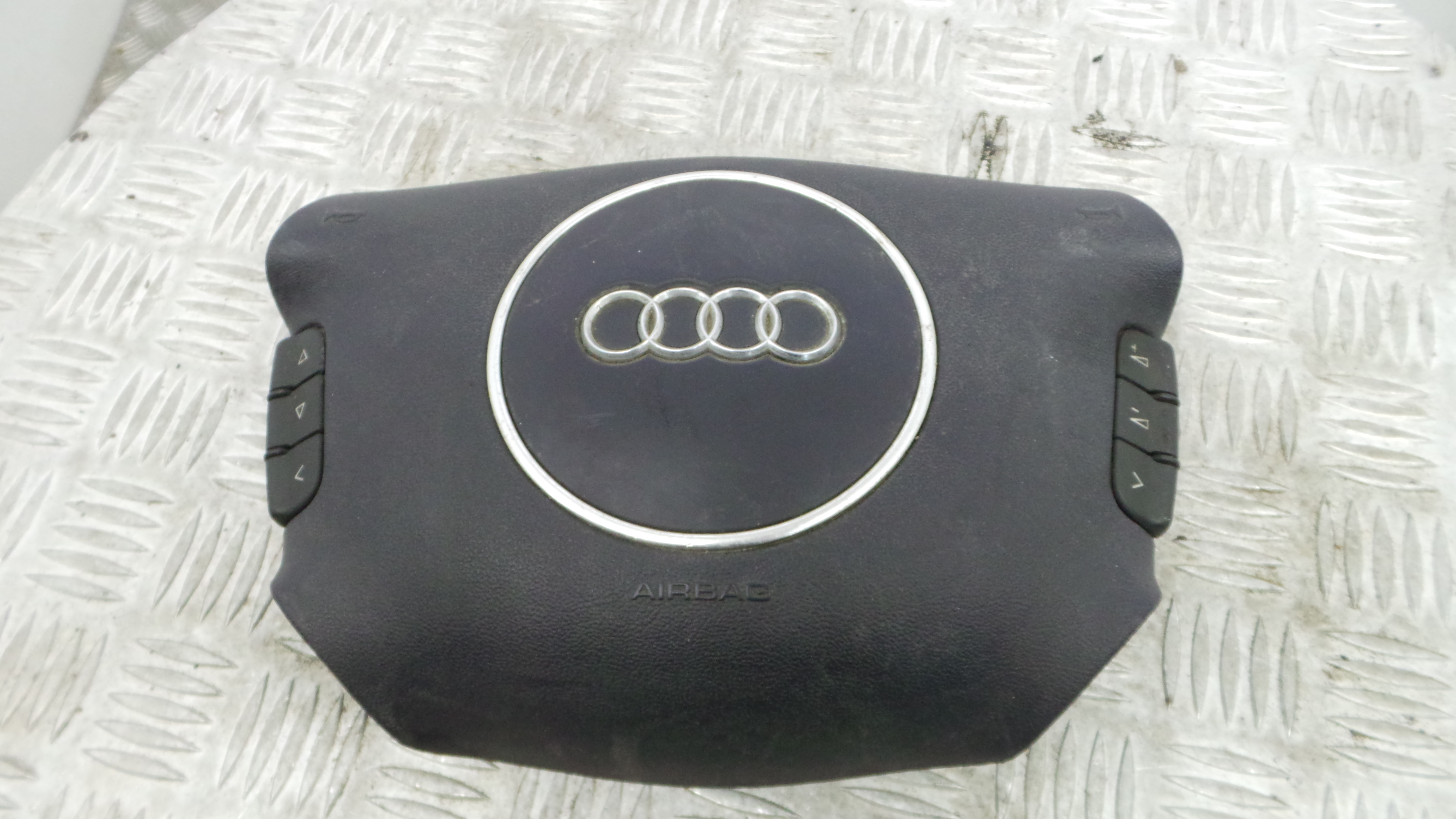 Airbag Volante 8E0880201AB - AUDI A4 B6 (8E2)-37644985
