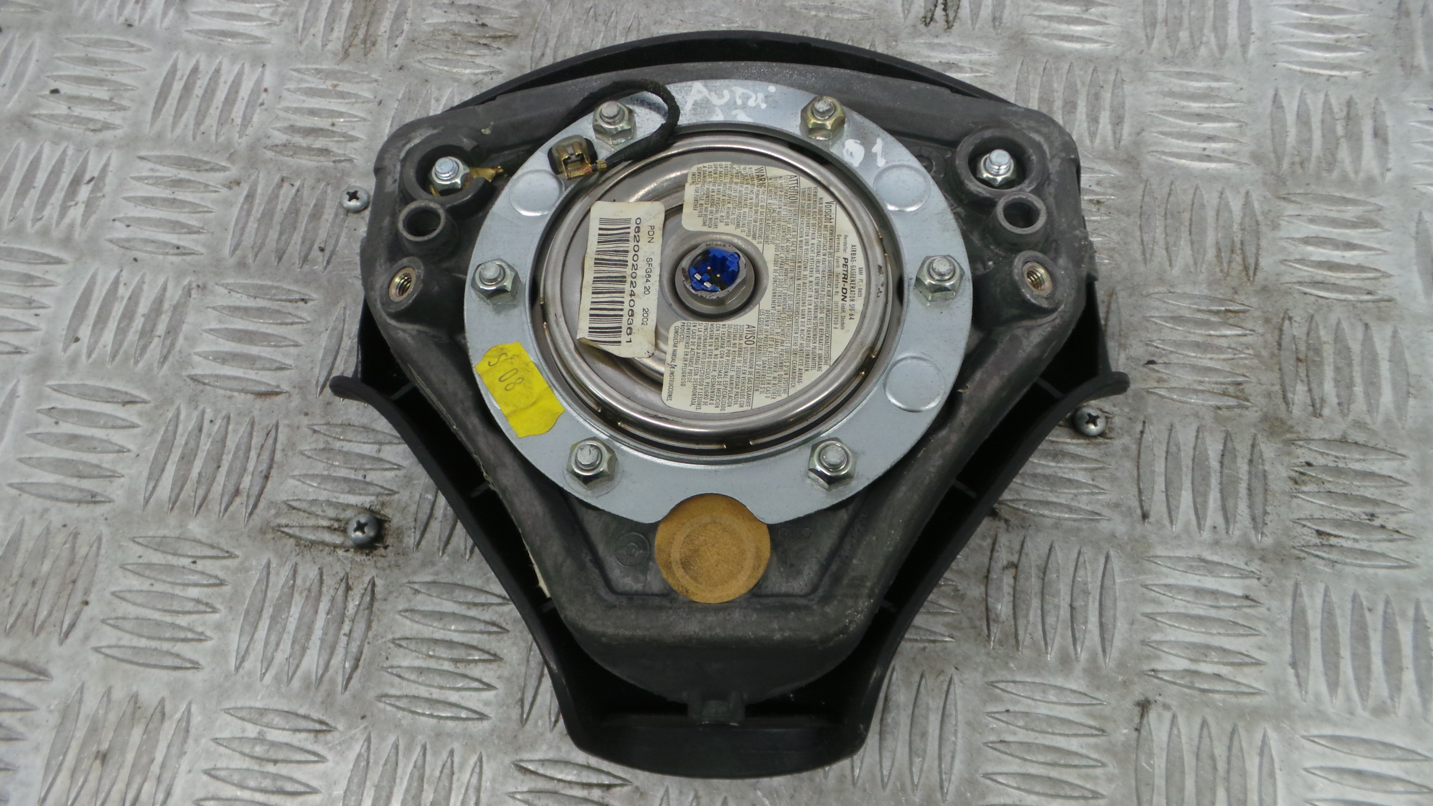 Airbag Volante 8E0880201S - AUDI A3 (8L1)-37650729
