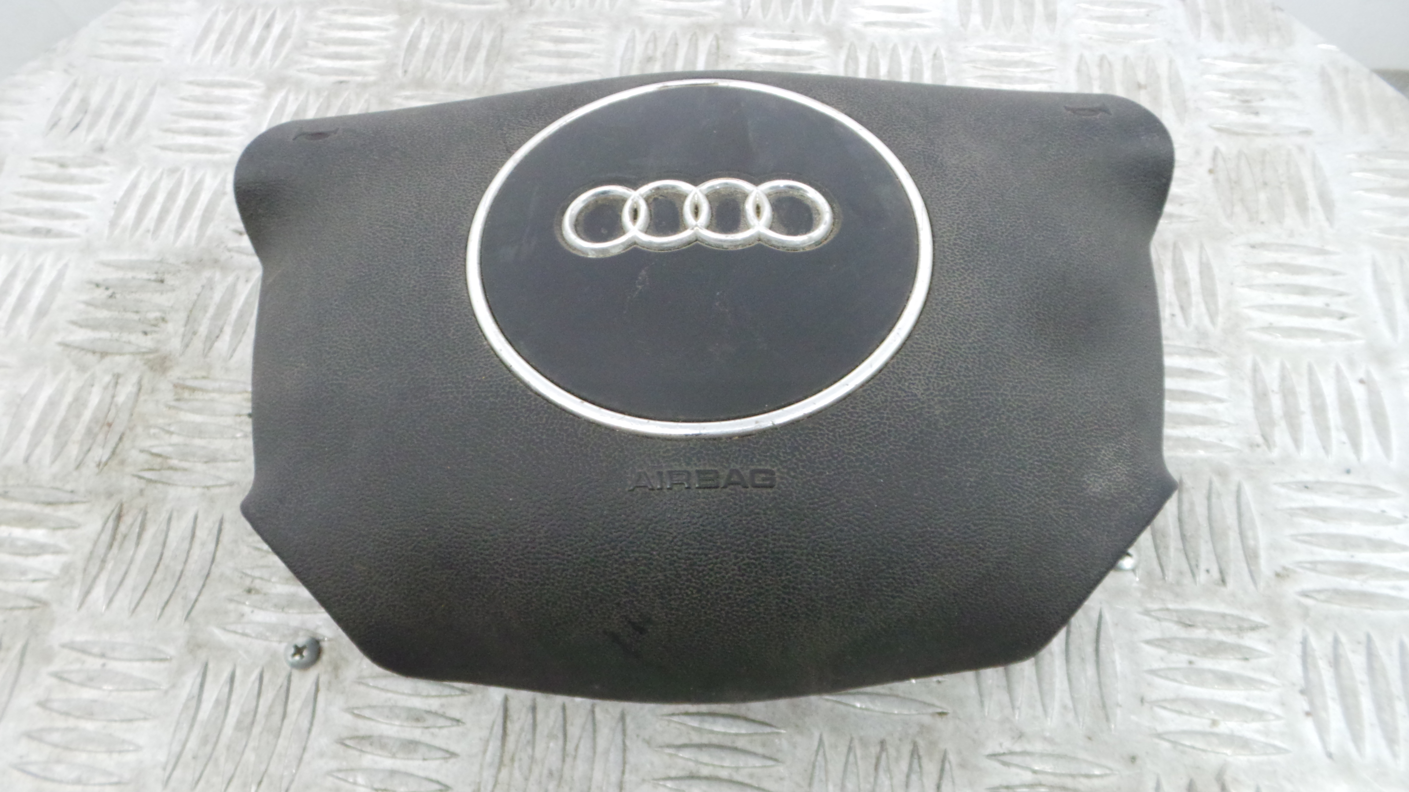 Airbag Volante 8E0880201E - AUDI A4 B6 (8E2)-37650919 Airbag Volante 8E0880201E - AUDI A4 B6 (8E2)-37650919