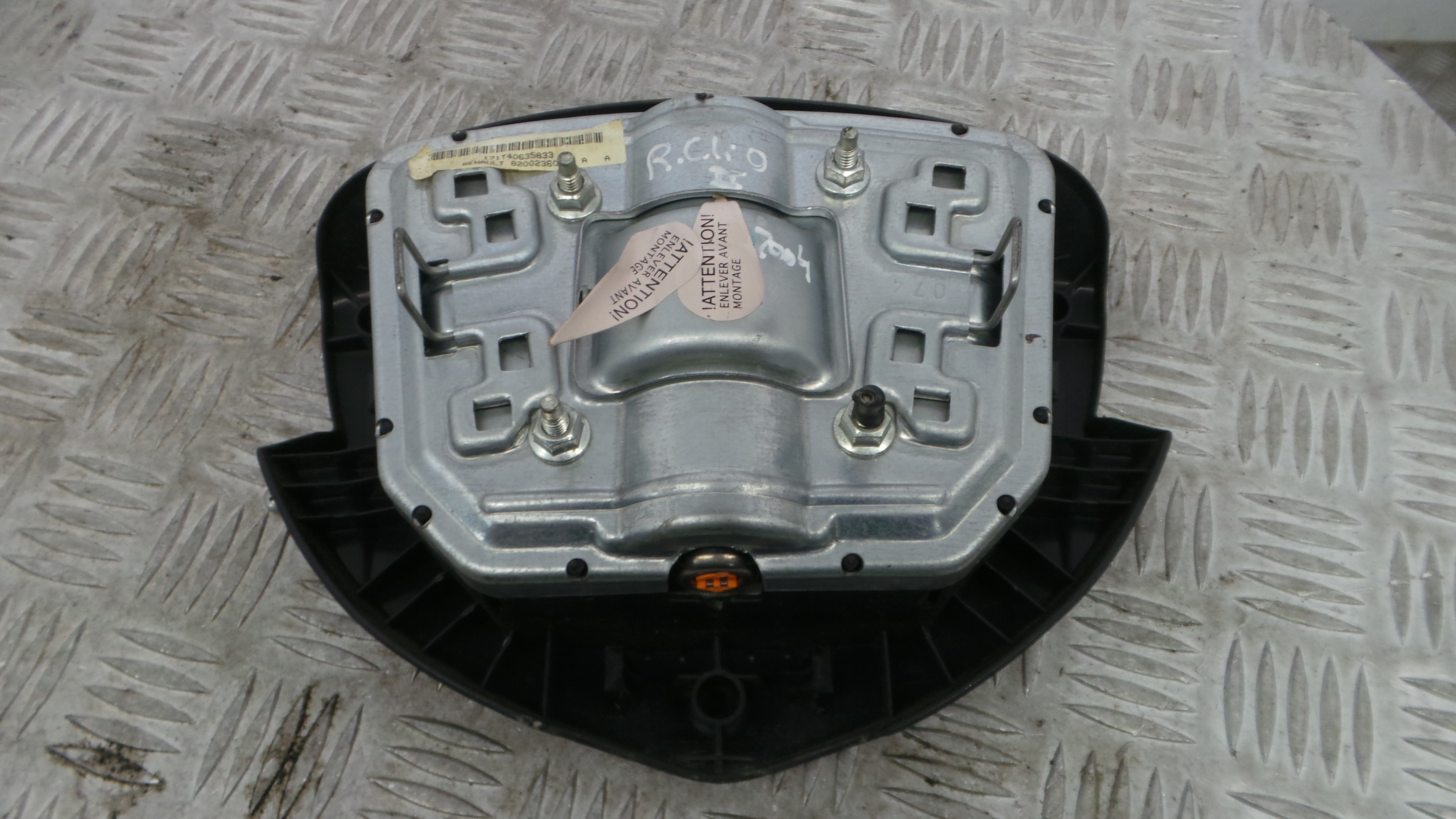 Airbag Volante 8200236060 - RENAULT CLIO II (BB_, CB_), CLIO Mk II (BB_, CB_)-37664964