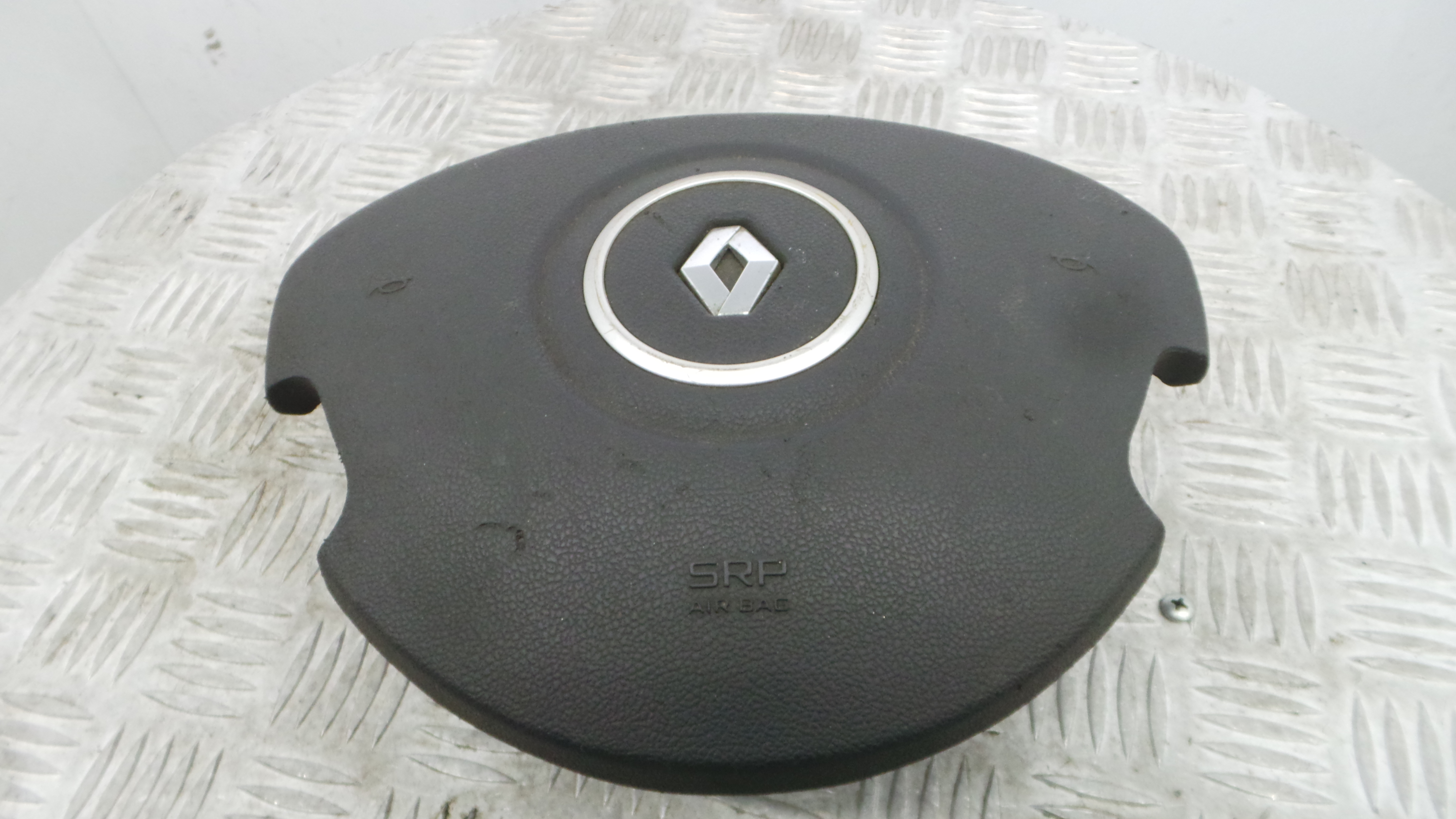 Airbag Volante 8200677496 - RENAULT CLIO III (BR0/1, CR0/1)-37665091