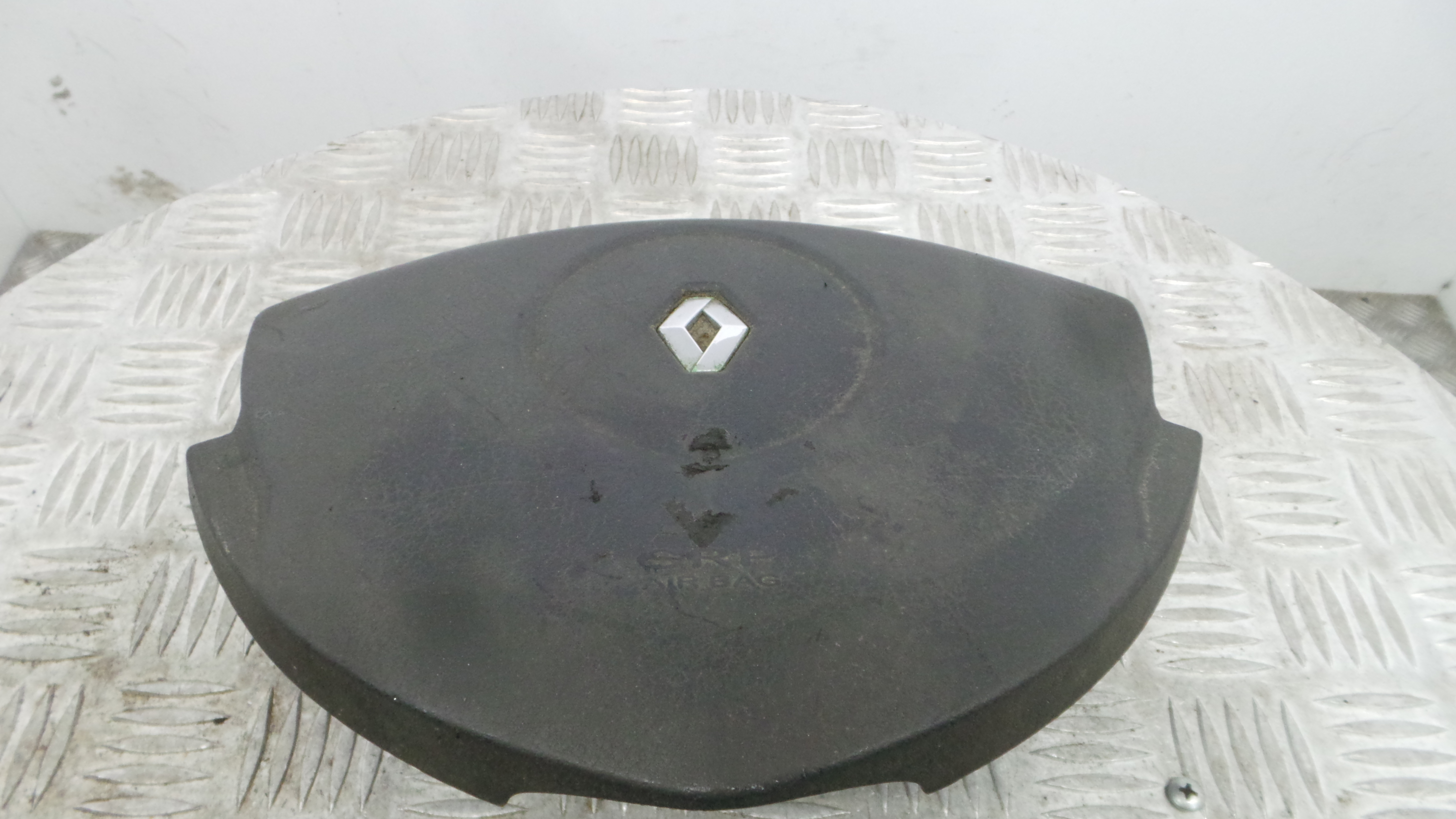 Airbag Volante 8200236060 - RENAULT CLIO II (BB_, CB_), CLIO Mk II (BB_, CB_)-37665653 Airbag Volante 8200236060 - RENAULT CLIO II (BB_, CB_), CLIO Mk II (BB_, CB_)-37665653