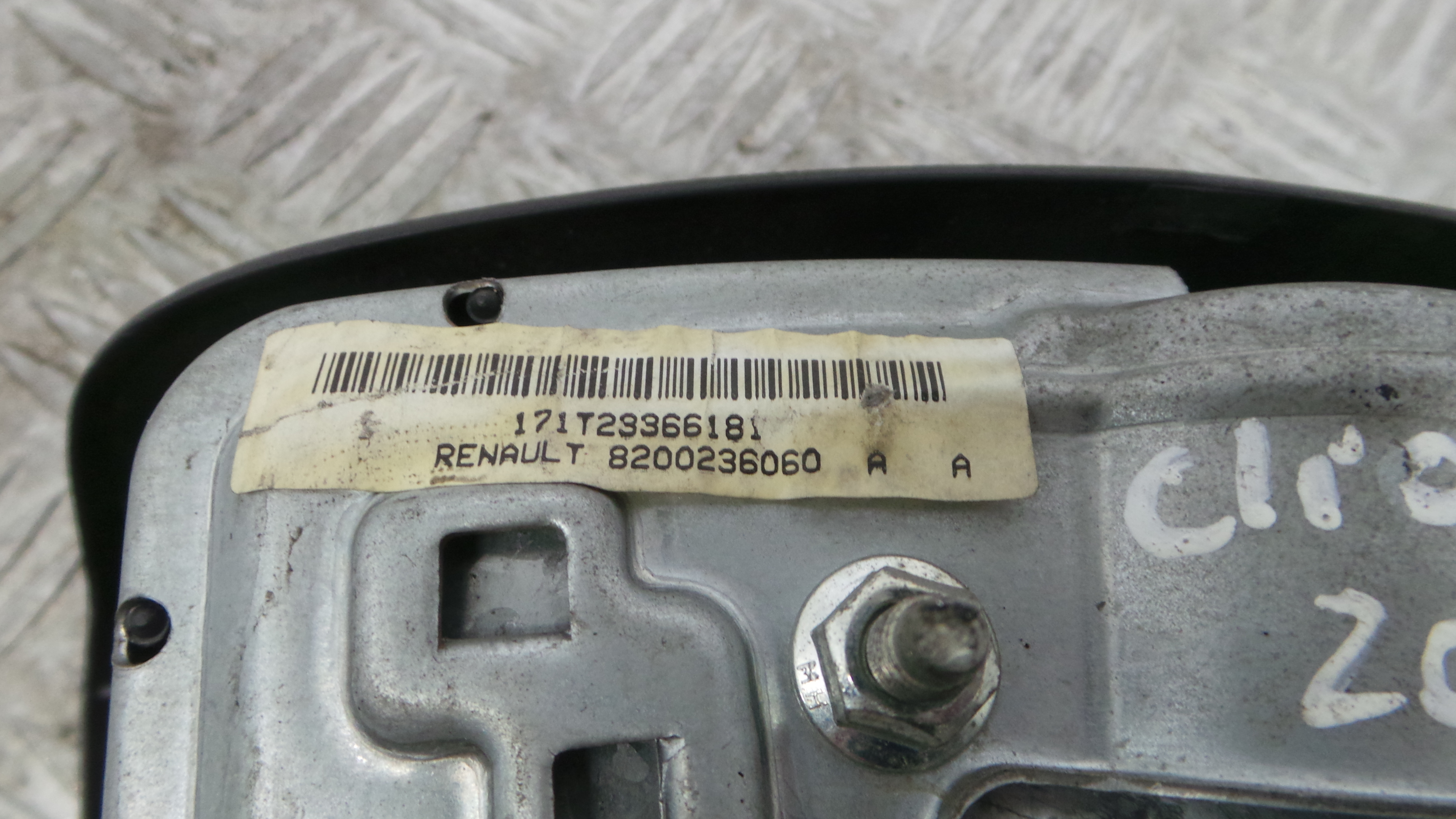 Airbag Volante 8200236060 - RENAULT CLIO II (BB_, CB_), CLIO Mk II (BB_, CB_)-37665653