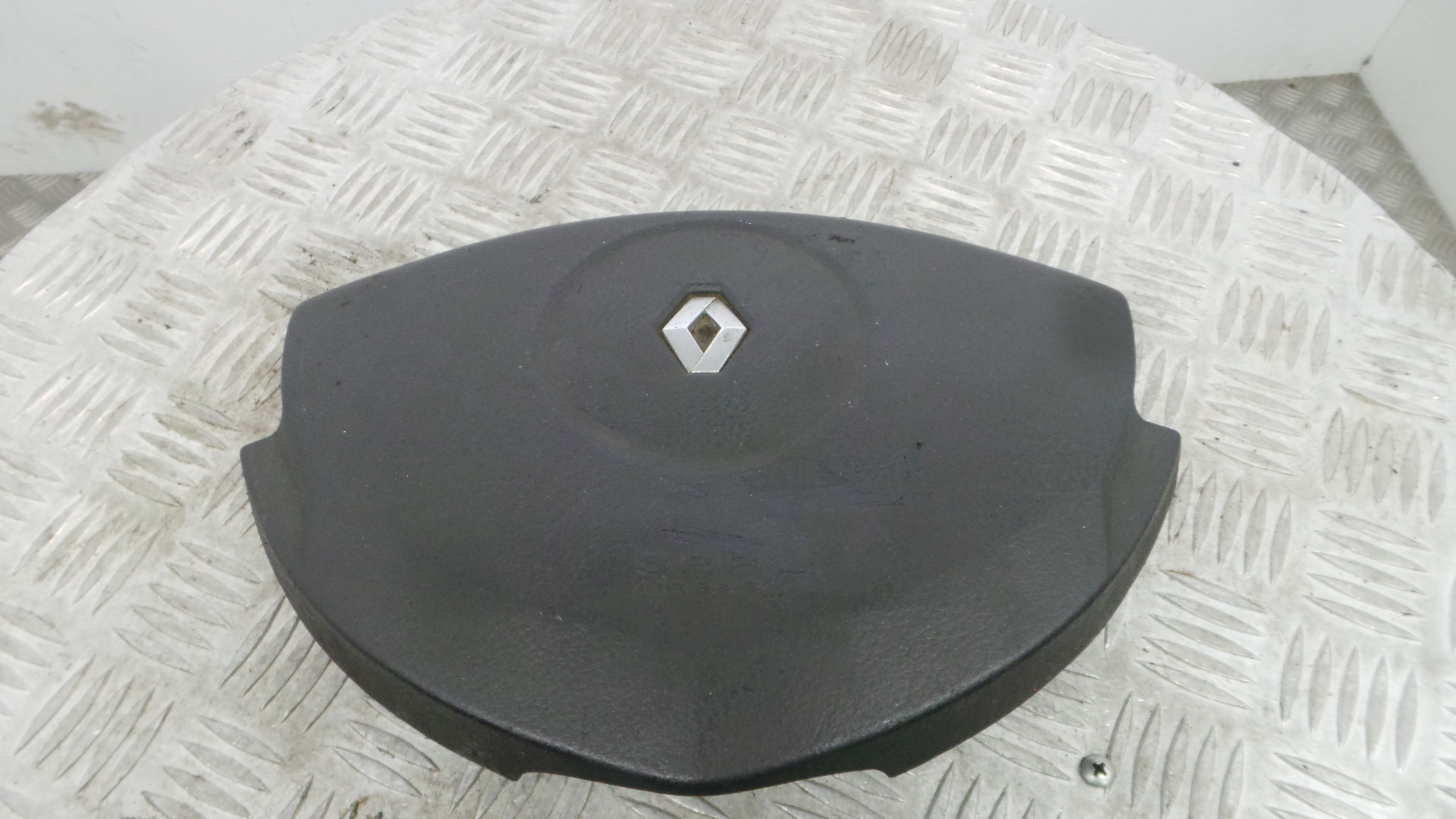 Airbag Volante 8200057780B - RENAULT CLIO II (BB_, CB_), CLIO Mk II (BB_, CB_)-37666446