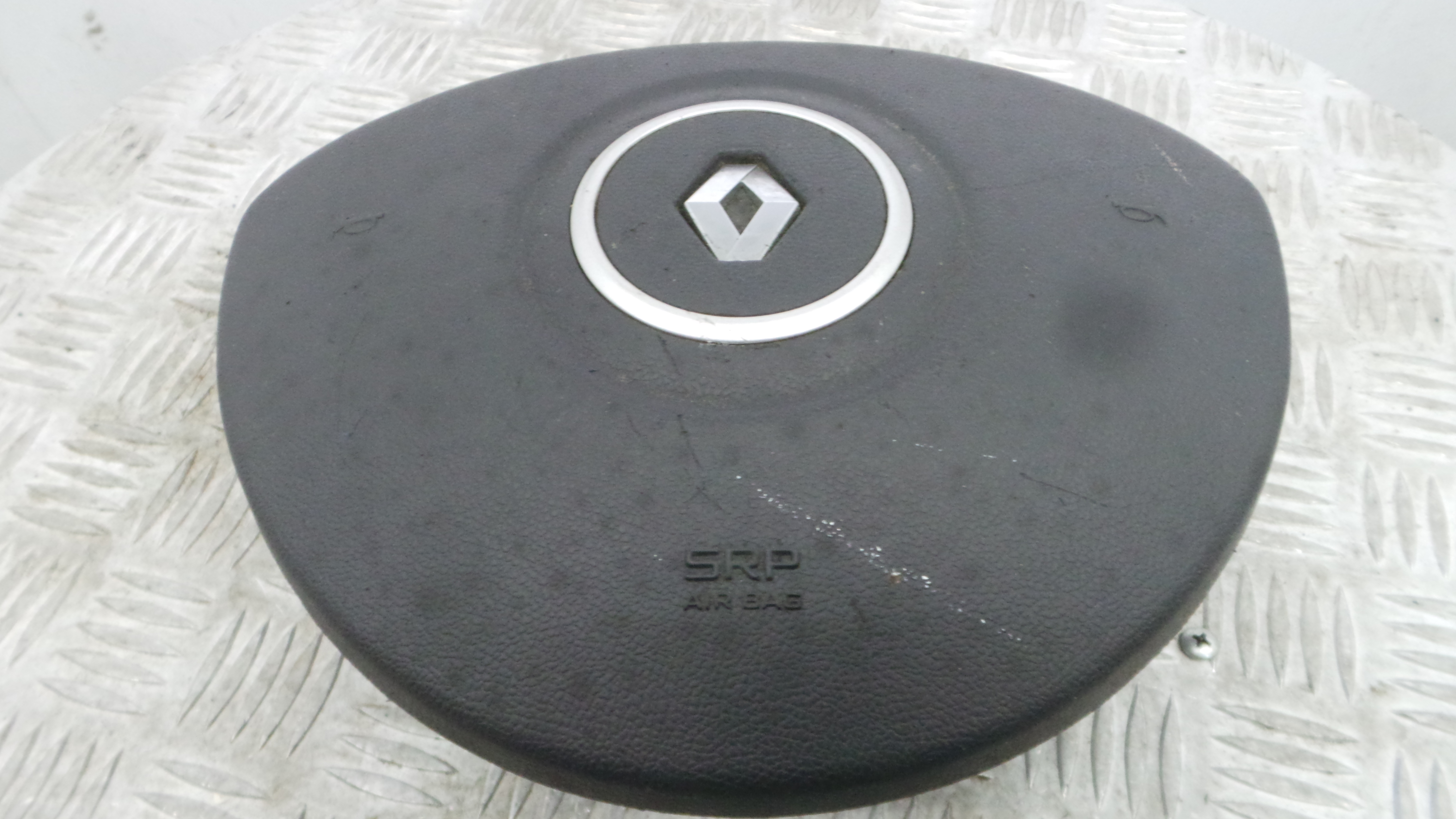 Airbag Volante 8200677493 - RENAULT CLIO III (BR0/1, CR0/1)-37770735 Airbag Volante 8200677493 - RENAULT CLIO III (BR0/1, CR0/1)-37770735