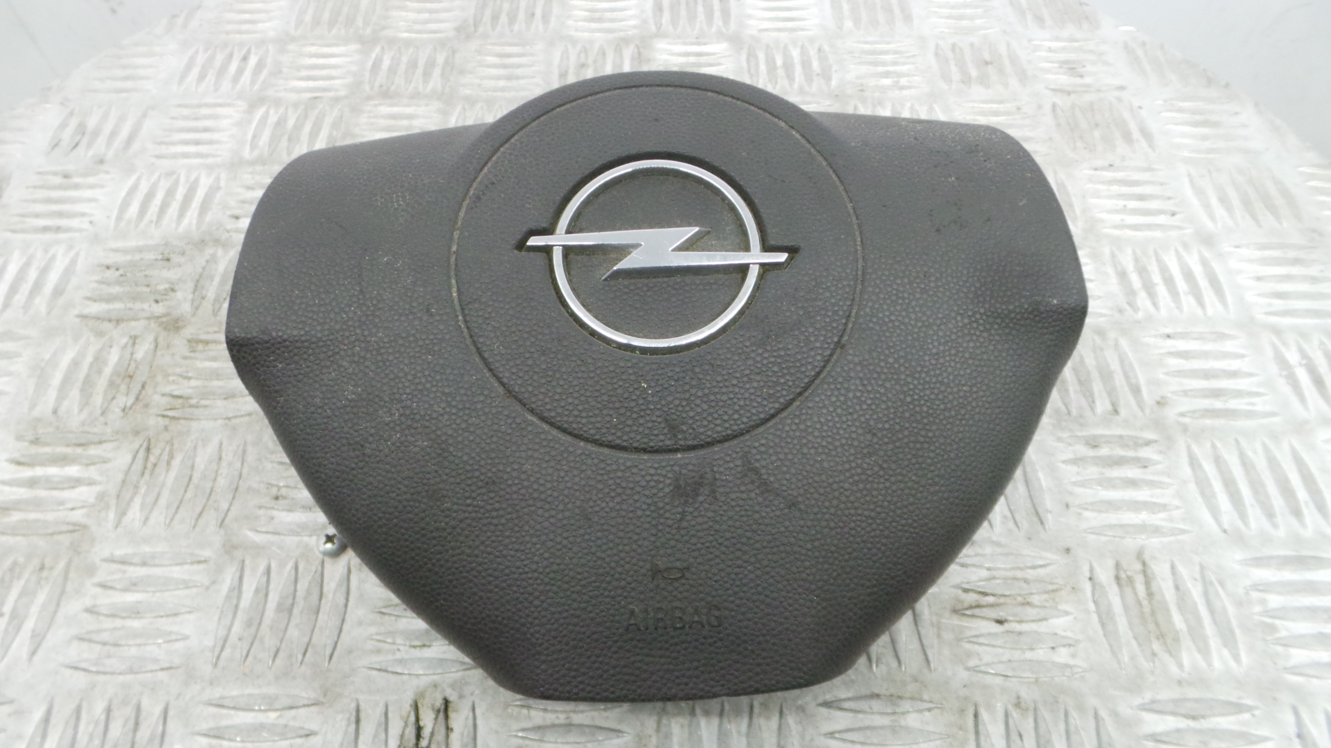 Airbag Volante 13111344 - OPEL ASTRA H (A04)-37789354 Airbag Volante 13111344 - OPEL ASTRA H (A04)-37789354