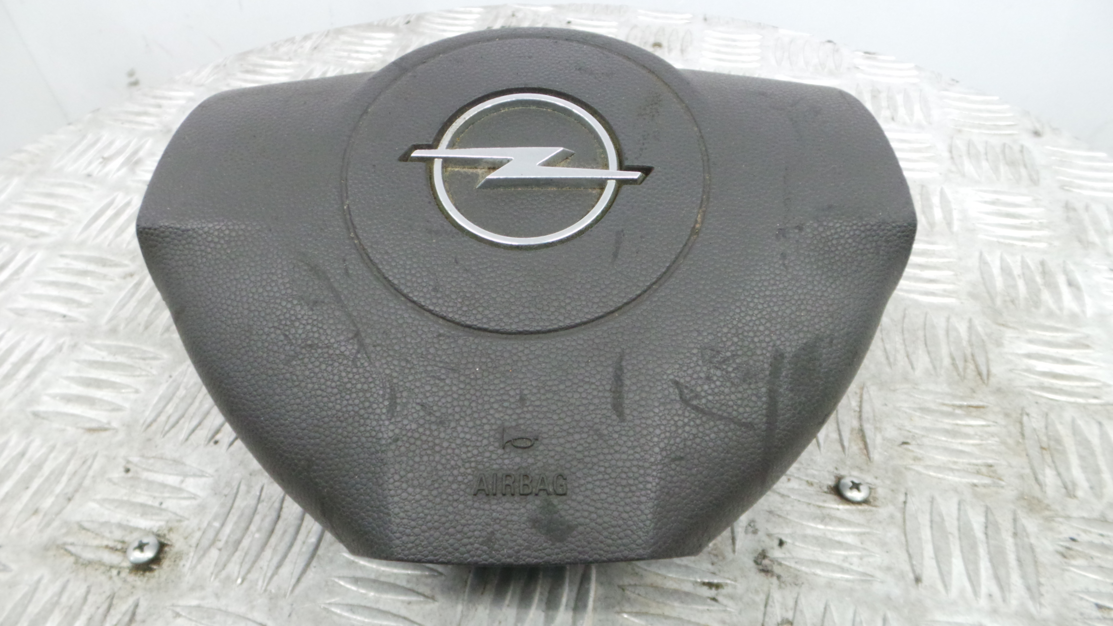 Airbag Volante 13168455 - OPEL ASTRA H (A04)-37789732 Airbag Volante 13168455 - OPEL ASTRA H (A04)-37789732
