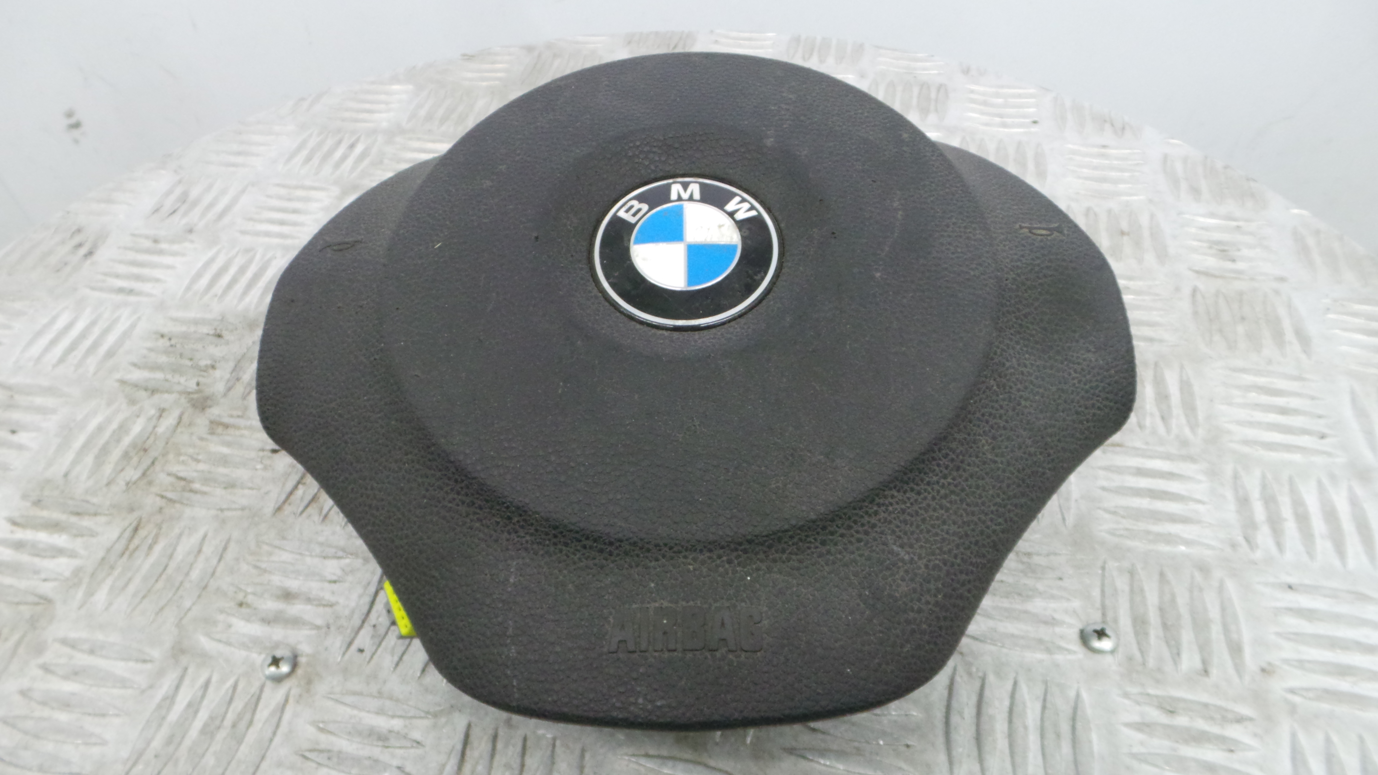 Airbag Volante 33.67-7982802F - BMW 1 (E87)-37798627 Airbag Volante 33.67-7982802F - BMW 1 (E87)-37798627
