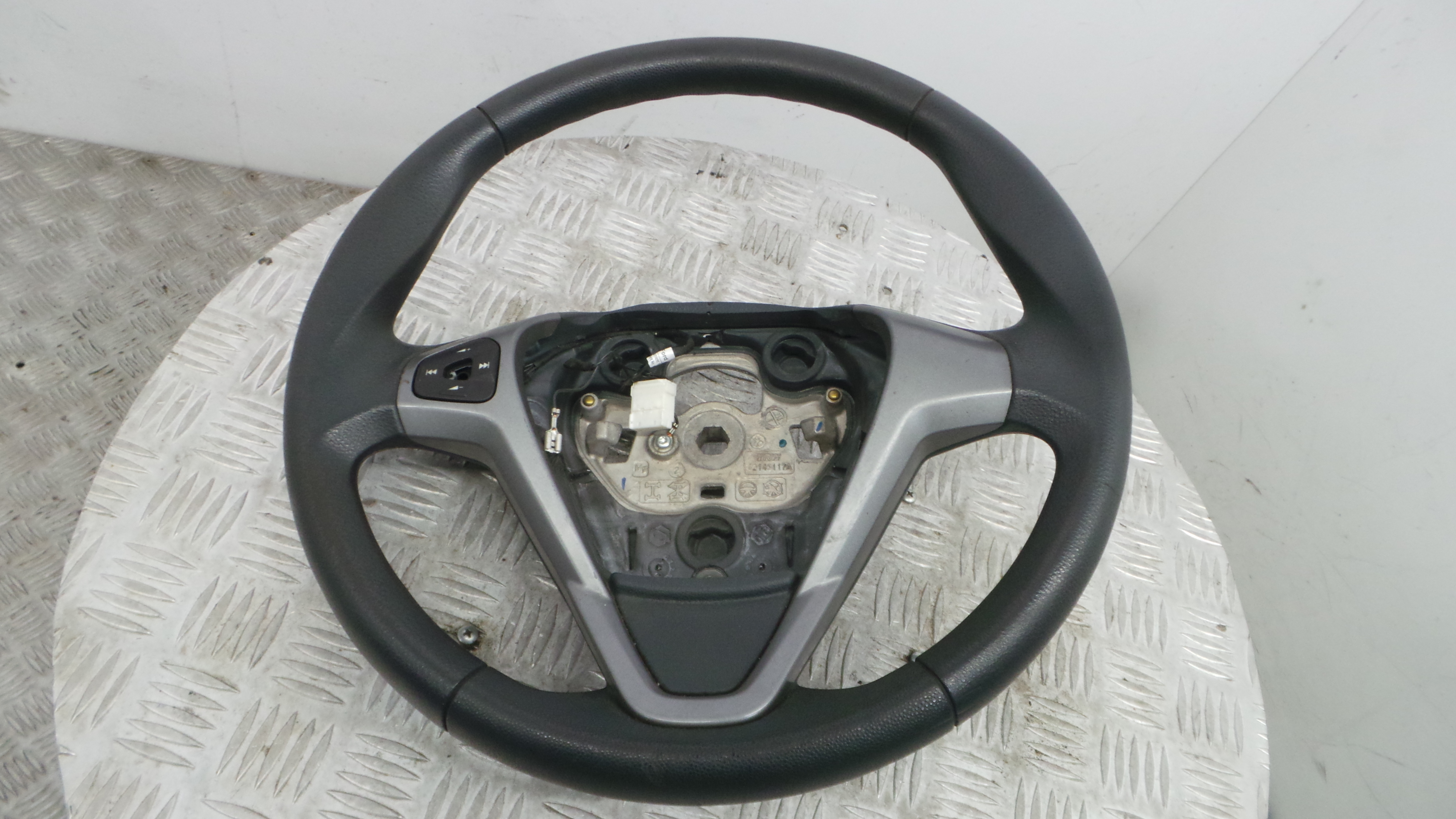 Volante 62149120C - FORD FIESTA VI (CB1, CCN)-37805334 Volante 62149120C - FORD FIESTA VI (CB1, CCN)-37805334