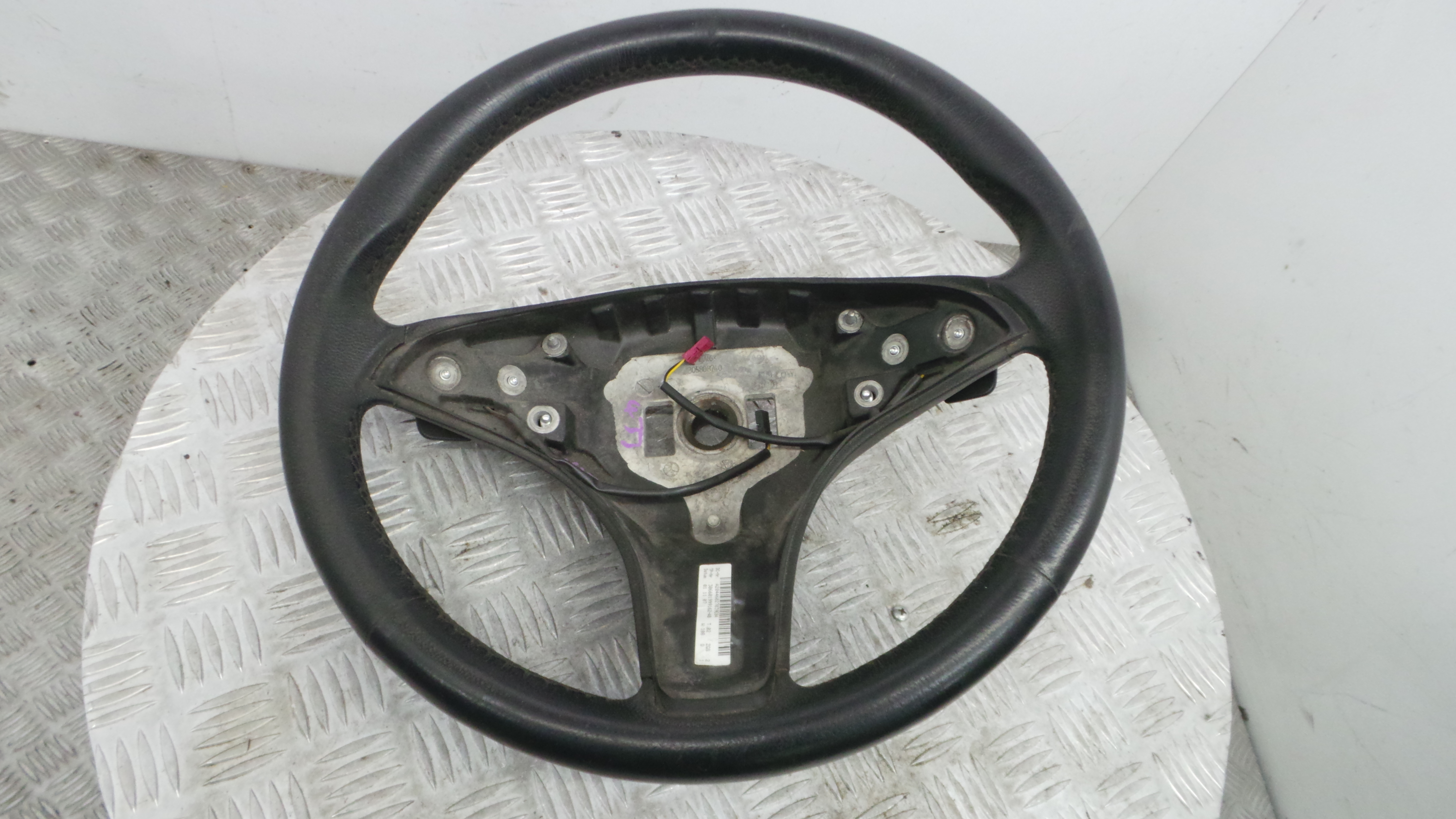 Volante A2044620270 - MERCEDES-BENZ C-CLASS (W204)-37805693 Volante A2044620270 - MERCEDES-BENZ C-CLASS (W204)-37805693