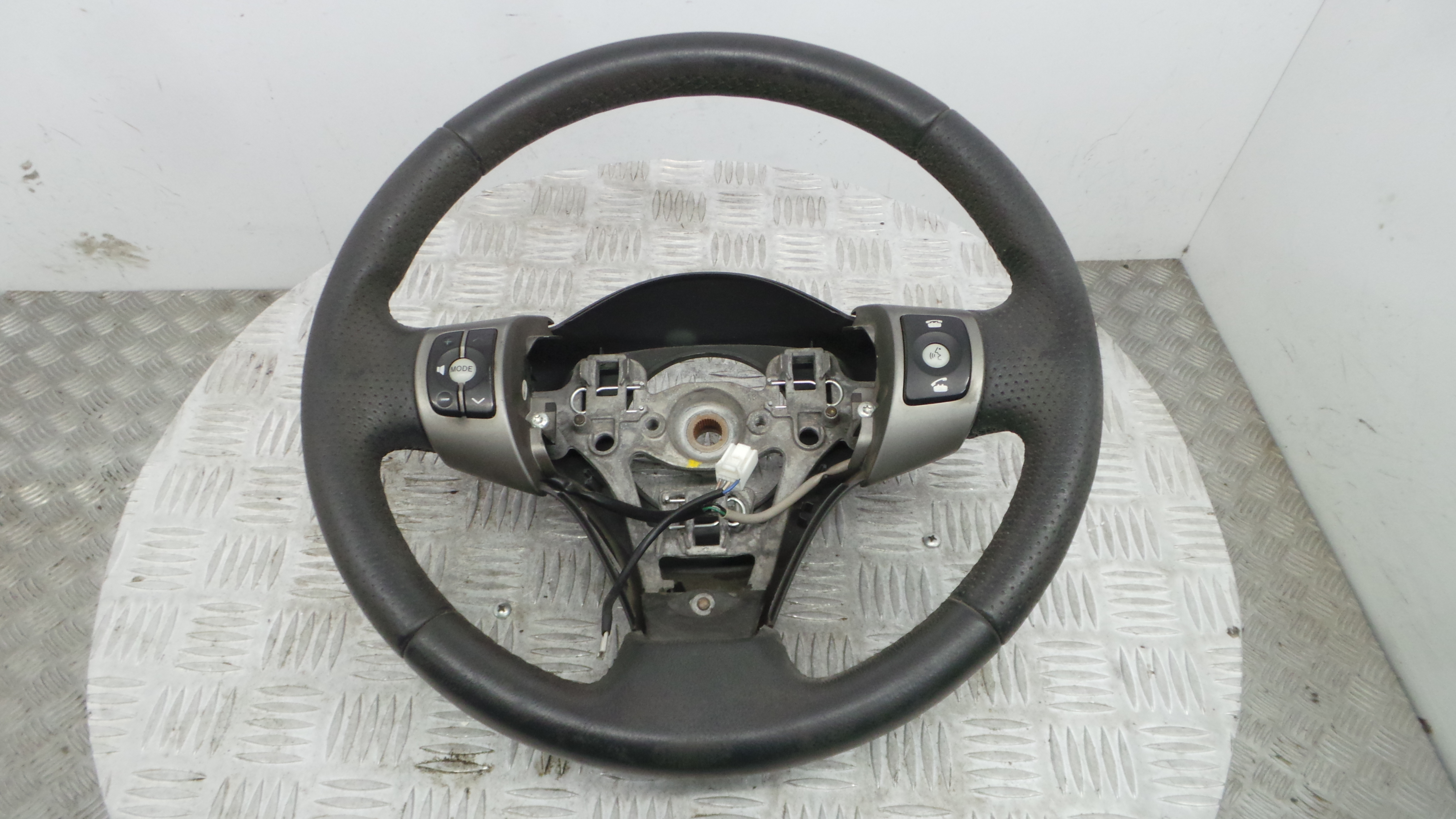 Volante 306679799FKA - TOYOTA YARIS (_P13_), YARIS/VITZ (_P13_)-37806314 Volante 306679799FKA - TOYOTA YARIS (_P13_), YARIS/VITZ (_P13_)-37806314