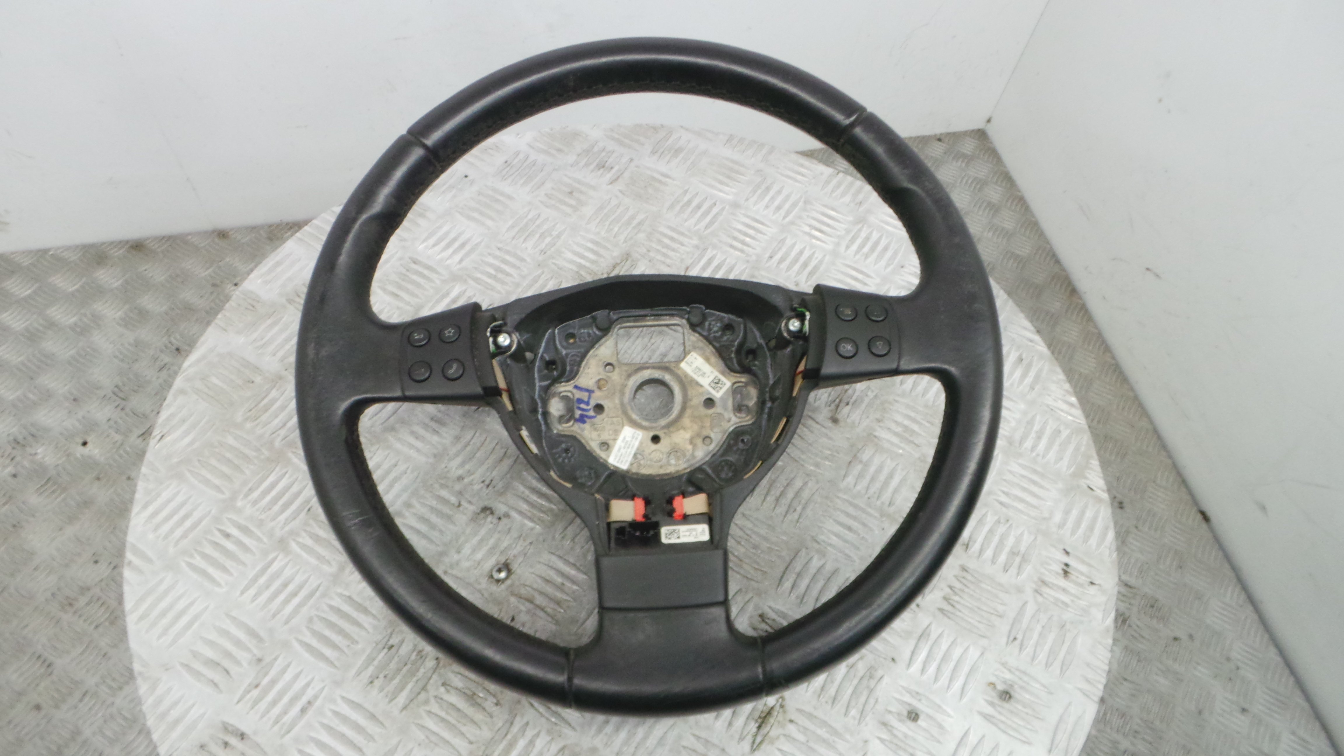 Volante 3C0419091A - VW PASSAT B6 (3C2)-37806338 Volante 3C0419091A - VW PASSAT B6 (3C2)-37806338