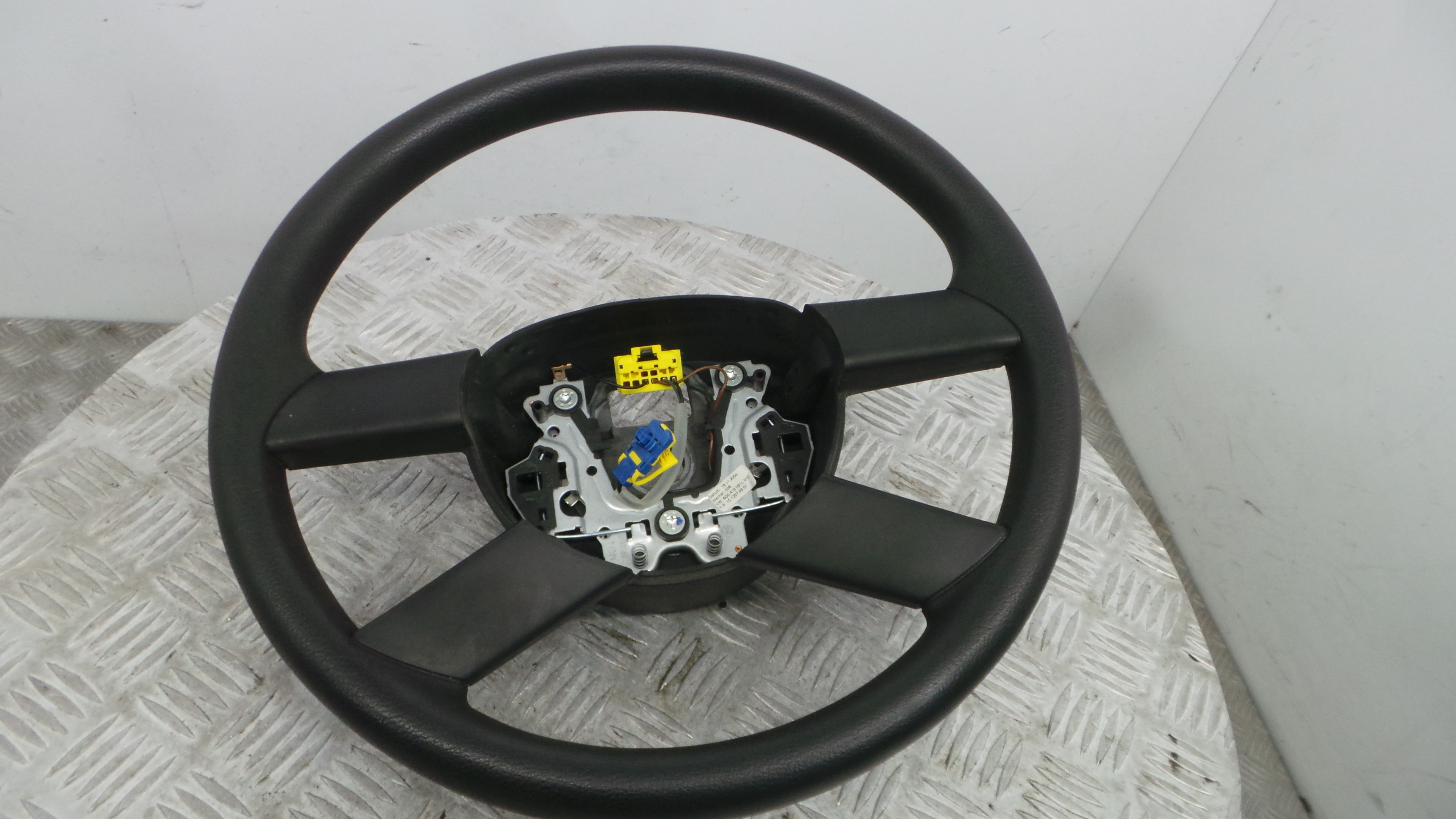 Volante 6Q0419091L - VW POLO (9N_, 9A_)-37806345 Volante 6Q0419091L - VW POLO (9N_, 9A_)-37806345