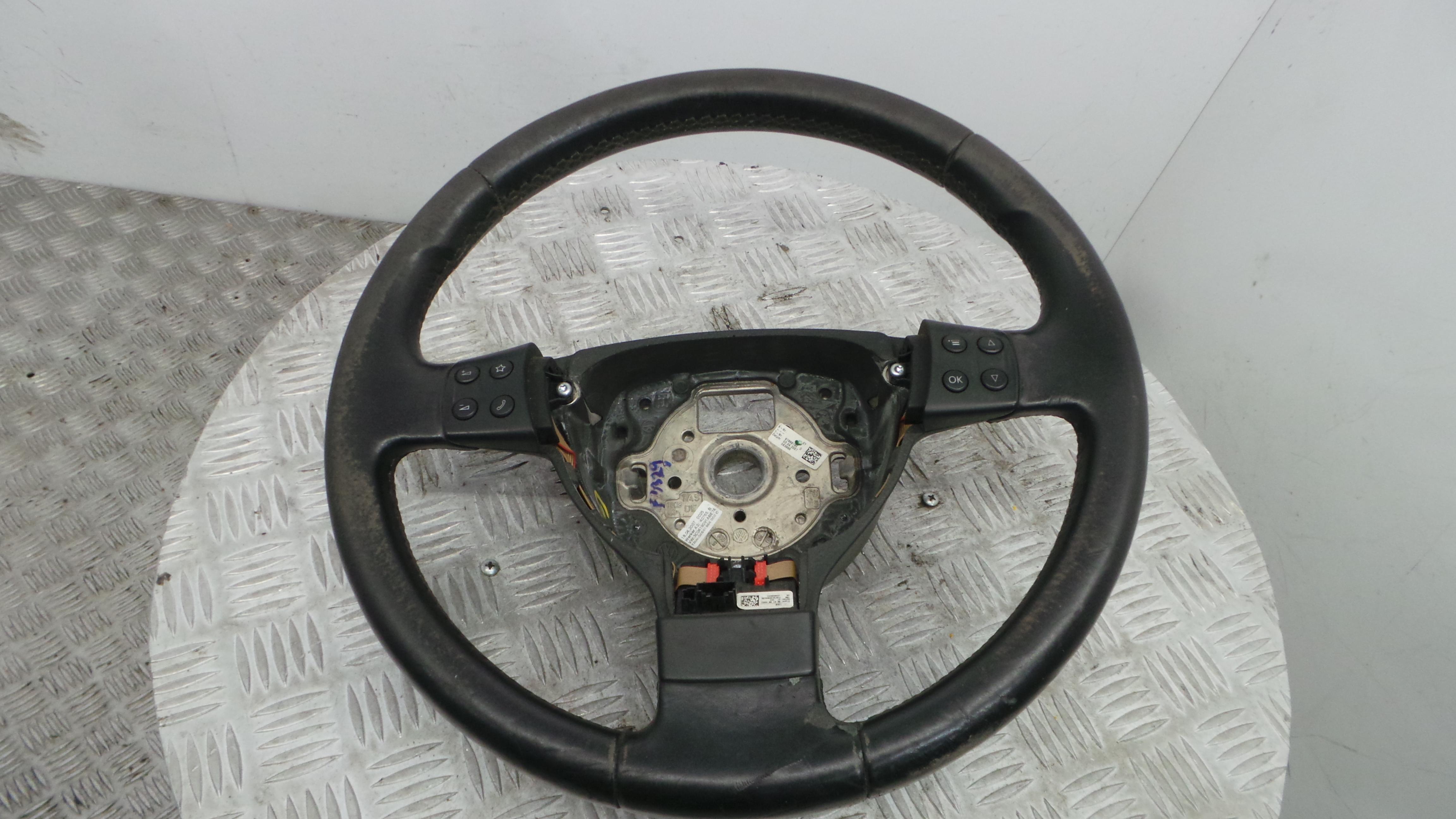 Volante 3C0419091A - VW GOLF V (1K1)-37811132 Volante 3C0419091A - VW GOLF V (1K1)-37811132