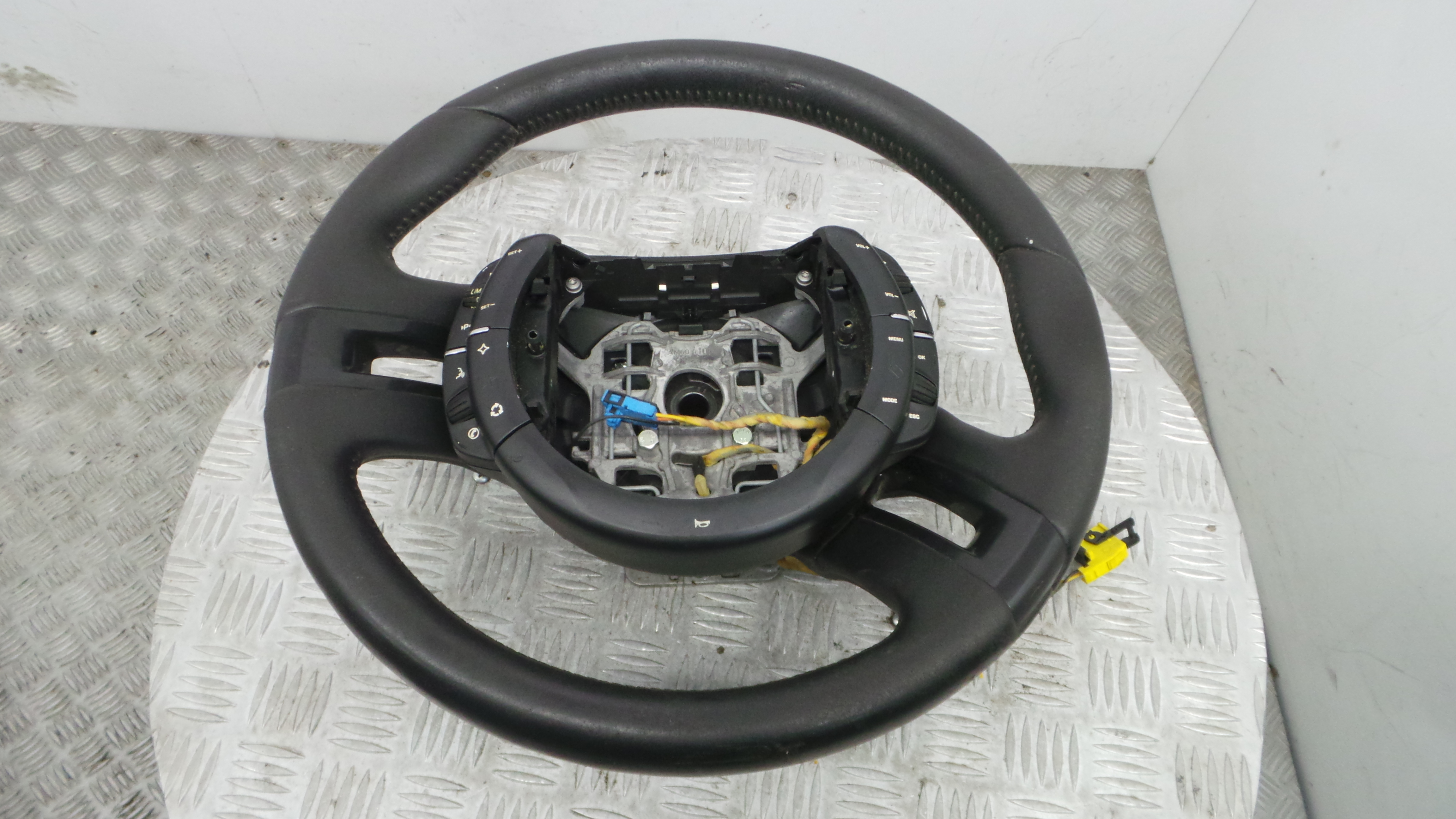 Volante 96866512ZD - CITROËN C4 PICASSO I Veículo multiuso (UD_)-37811203 Volante 96866512ZD - CITROËN C4 PICASSO I Veículo multiuso (UD_)-37811203