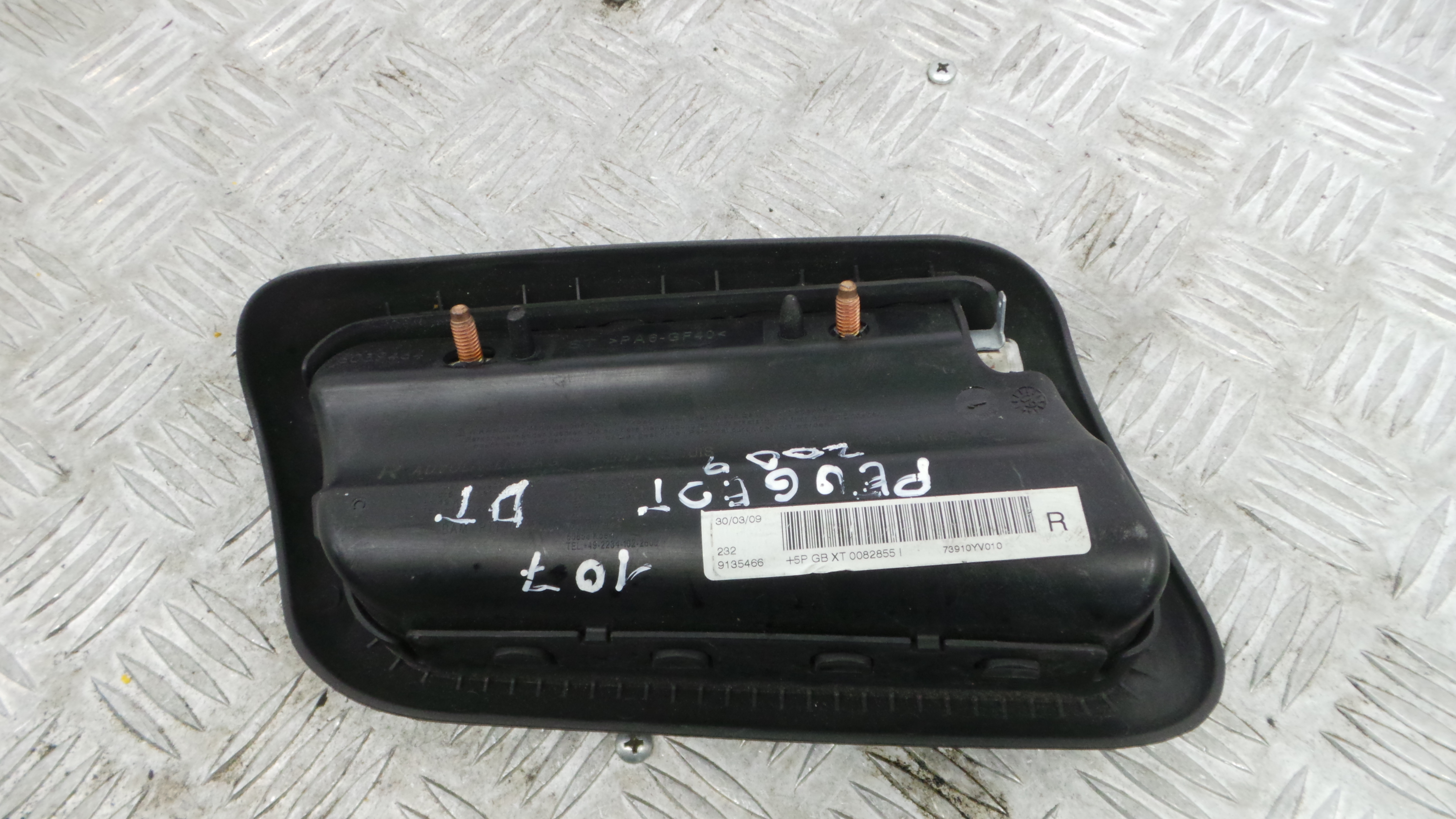 Airbag Banco Dto 73910YV010 - PEUGEOT 107 (PM_, PN_)-37811724