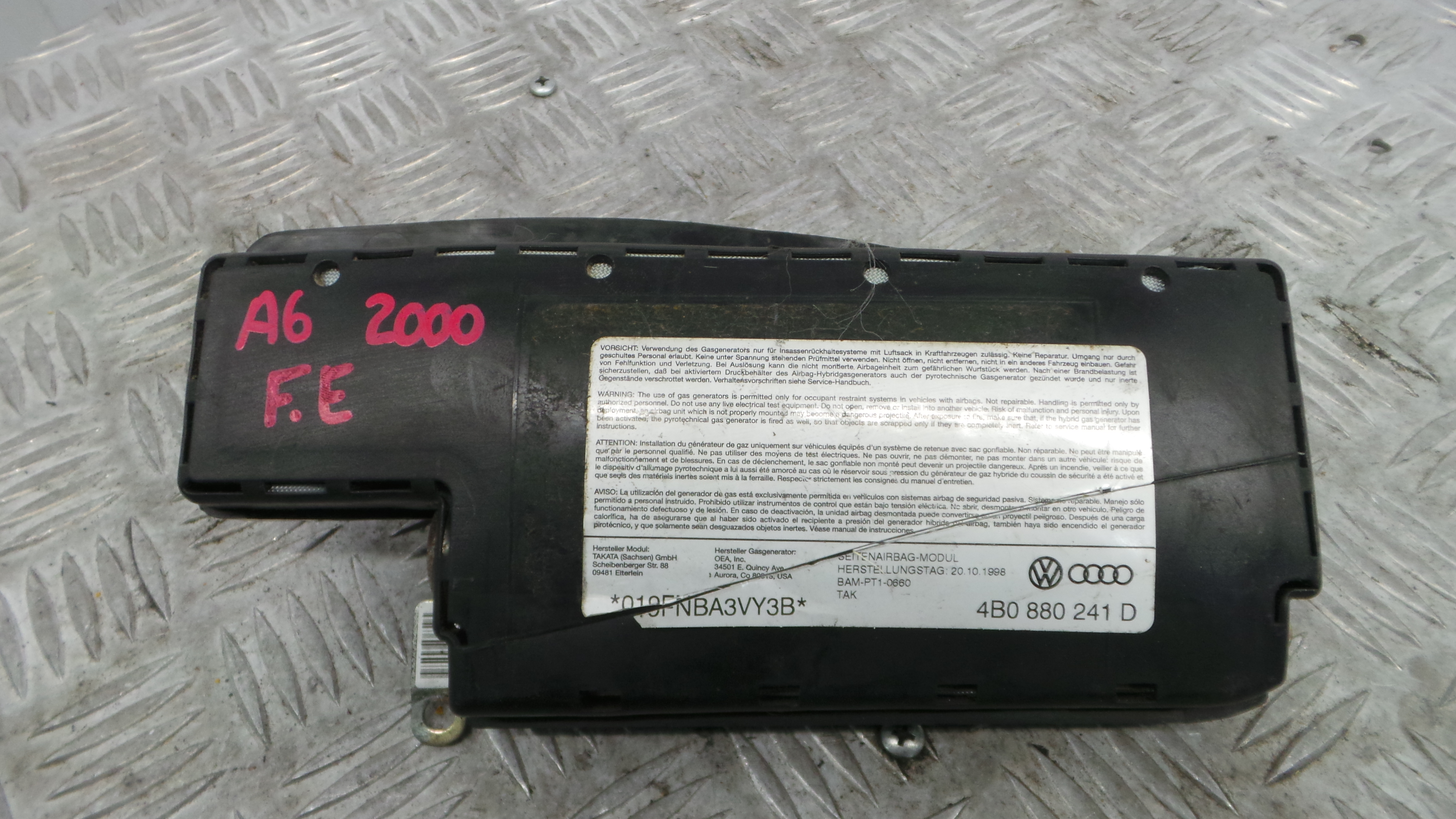 Airbag Banco Esq 4B0880241D - AUDI A6 C5 (4B2)-37816106