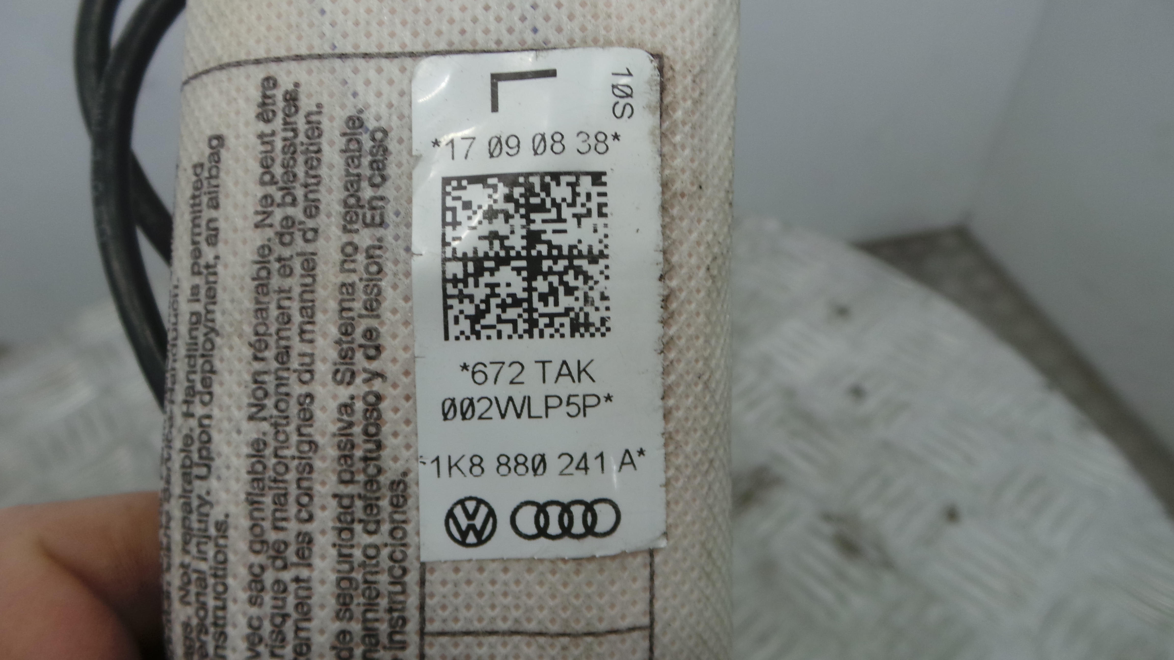 Airbag Banco Esq 1K8880241A - VW PASSAT CC B6 (357)-37816169