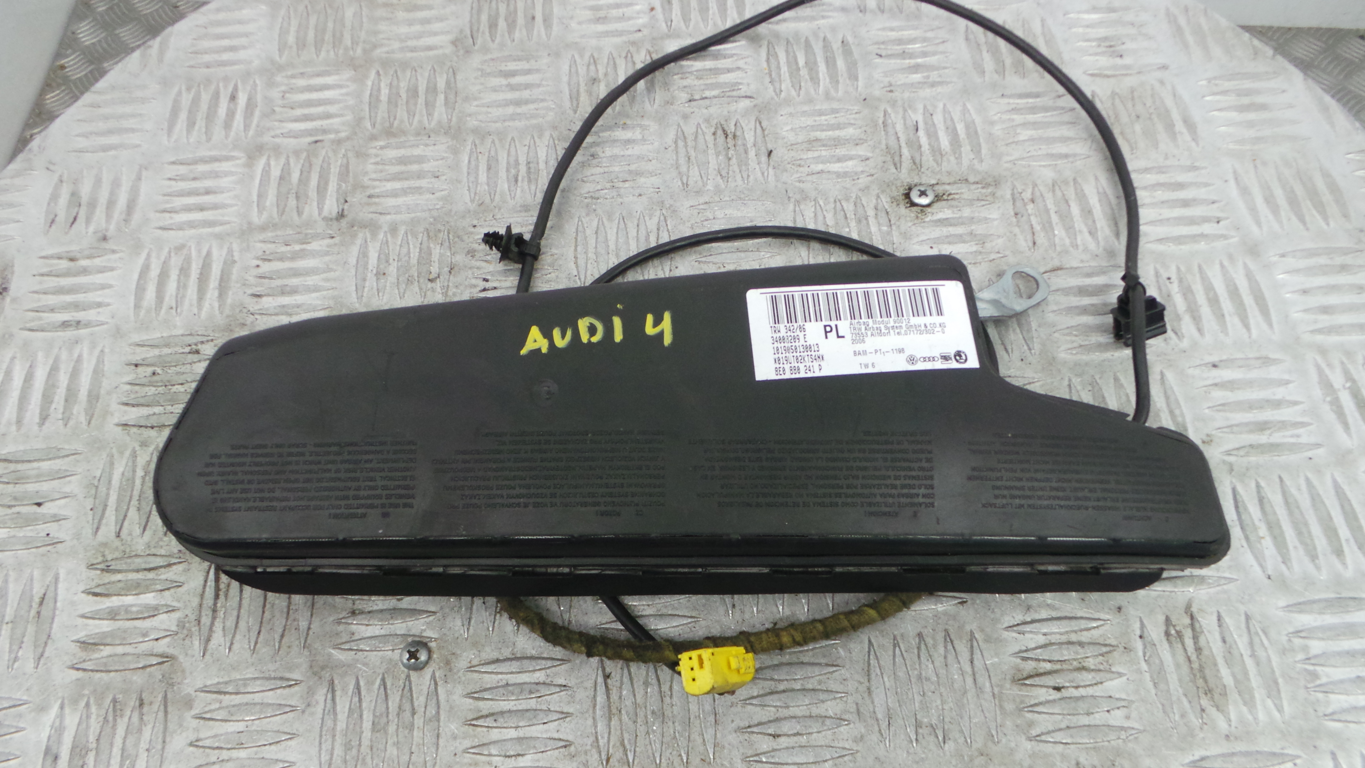 Airbag Banco Esq 8E0880241P - AUDI A4 B7 (8EC)-37816187