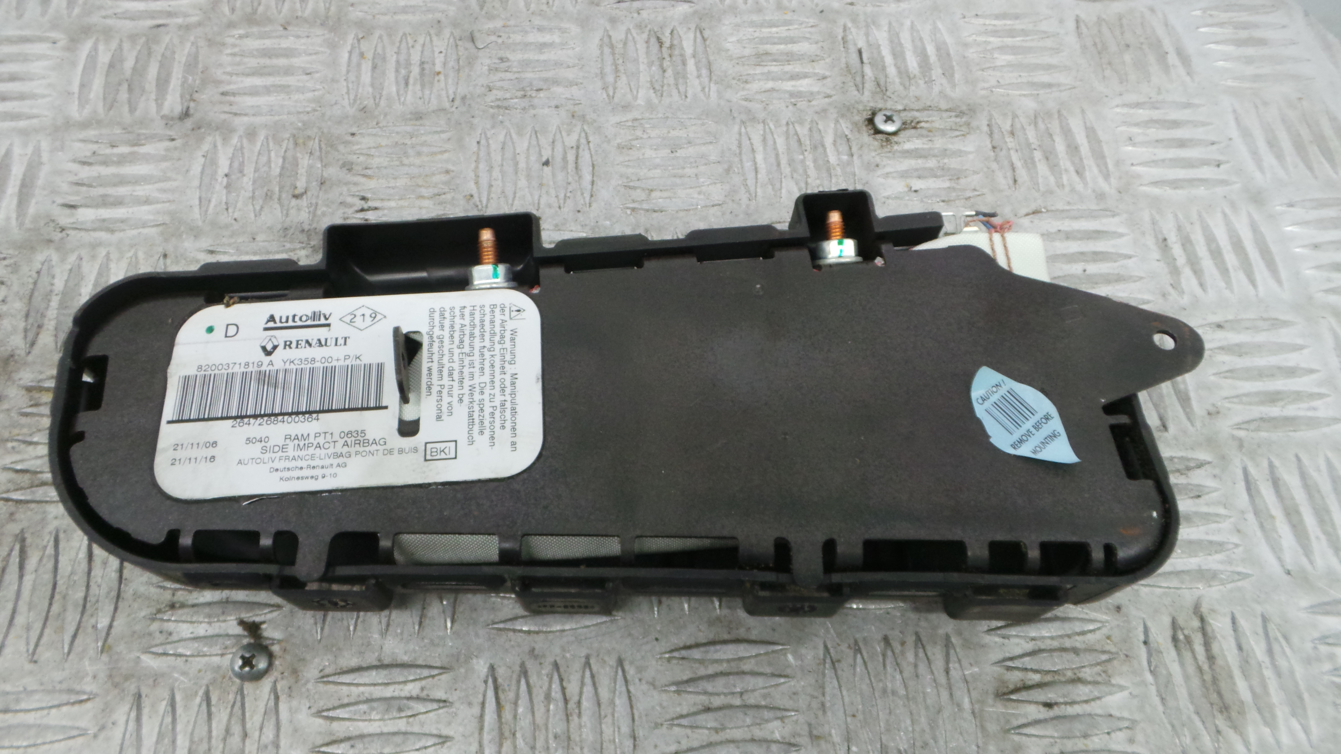 Airbag Banco Dto 8200371819A - RENAULT MEGANE II (BM0/1_, CM0/1_)-37816666 Airbag Banco Dto 8200371819A - RENAULT MEGANE II (BM0/1_, CM0/1_)-37816666