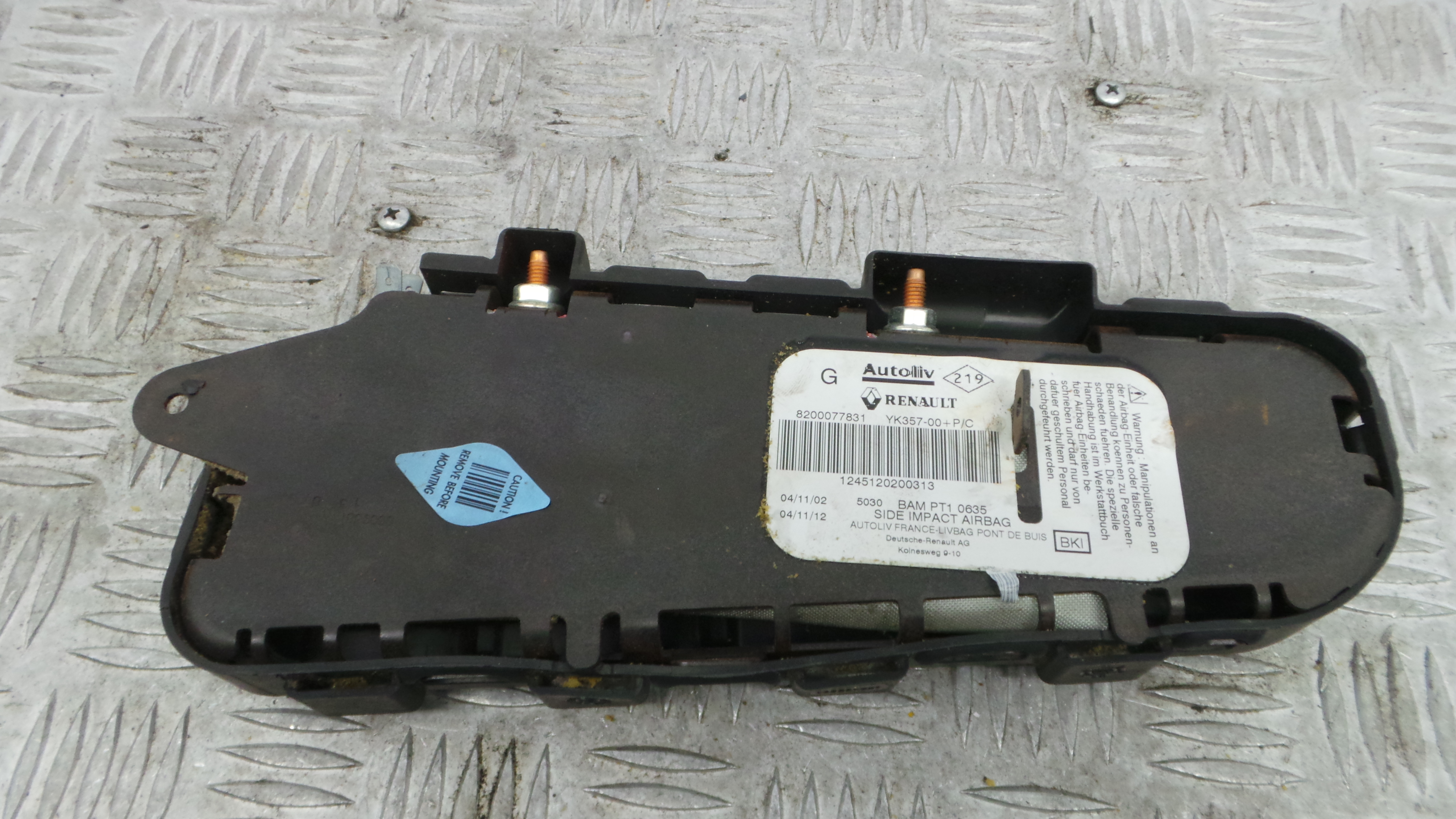 Airbag Banco Esq 8200077831 - RENAULT MEGANE II (BM0/1_, CM0/1_)-37816669 Airbag Banco Esq 8200077831 - RENAULT MEGANE II (BM0/1_, CM0/1_)-37816669