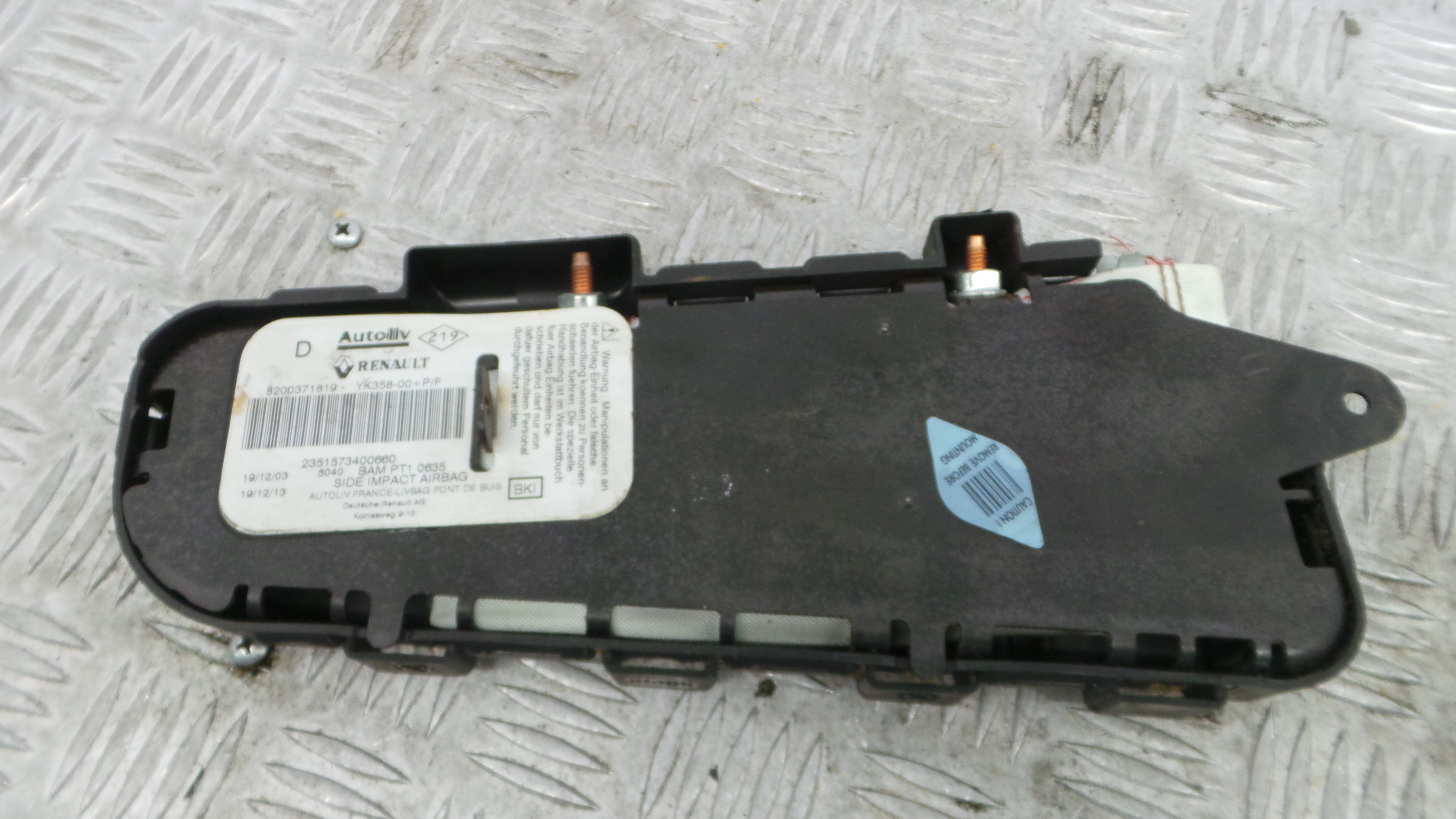 Airbag Banco Dto 8200371819 - RENAULT MEGANE II (BM0/1_, CM0/1_)-37816693 Airbag Banco Dto 8200371819 - RENAULT MEGANE II (BM0/1_, CM0/1_)-37816693