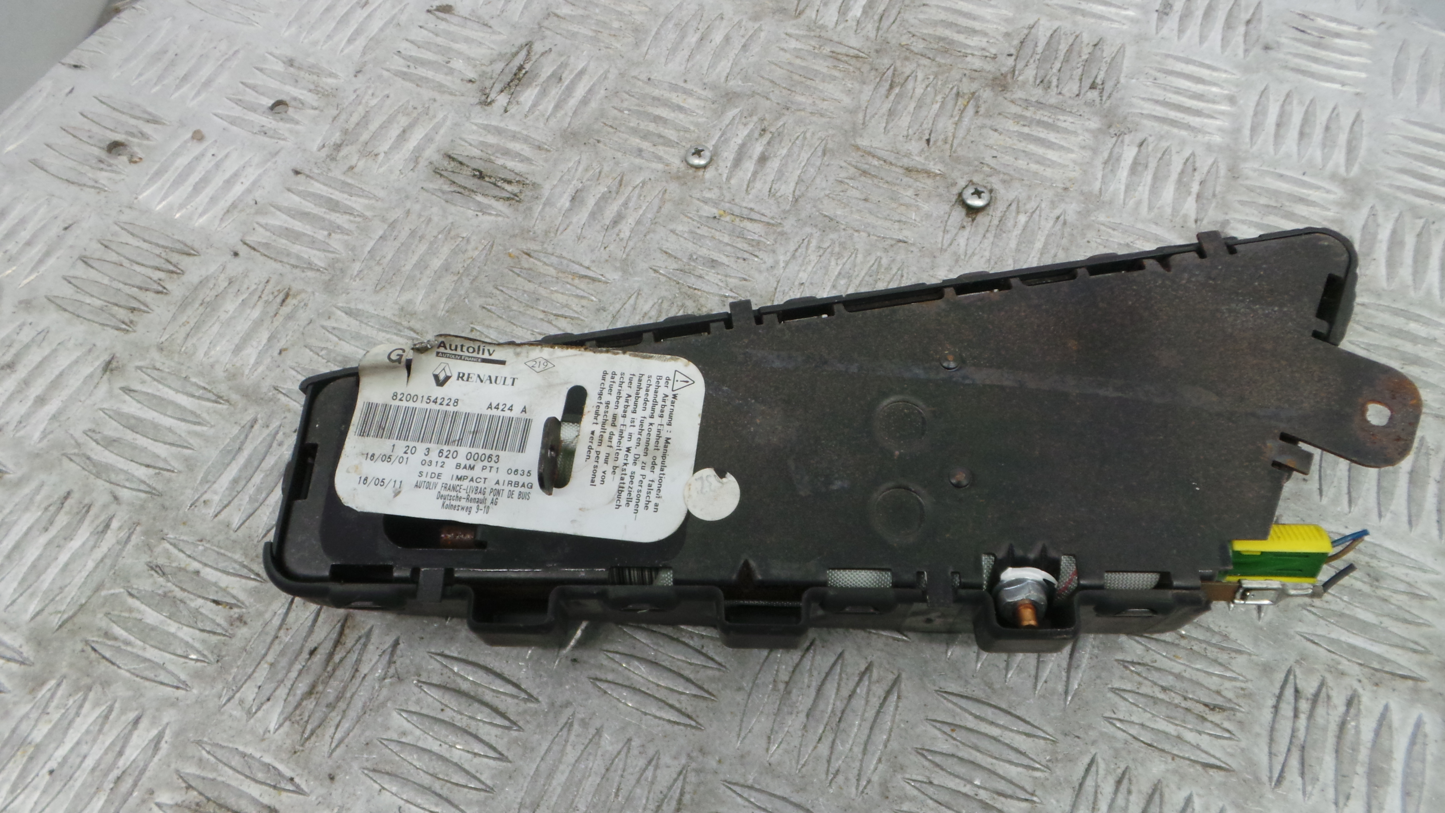 Airbag Banco Esq 8200154228 - RENAULT LAGUNA II (BG0/1_)-37820007 Airbag Banco Esq 8200154228 - RENAULT LAGUNA II (BG0/1_)-37820007