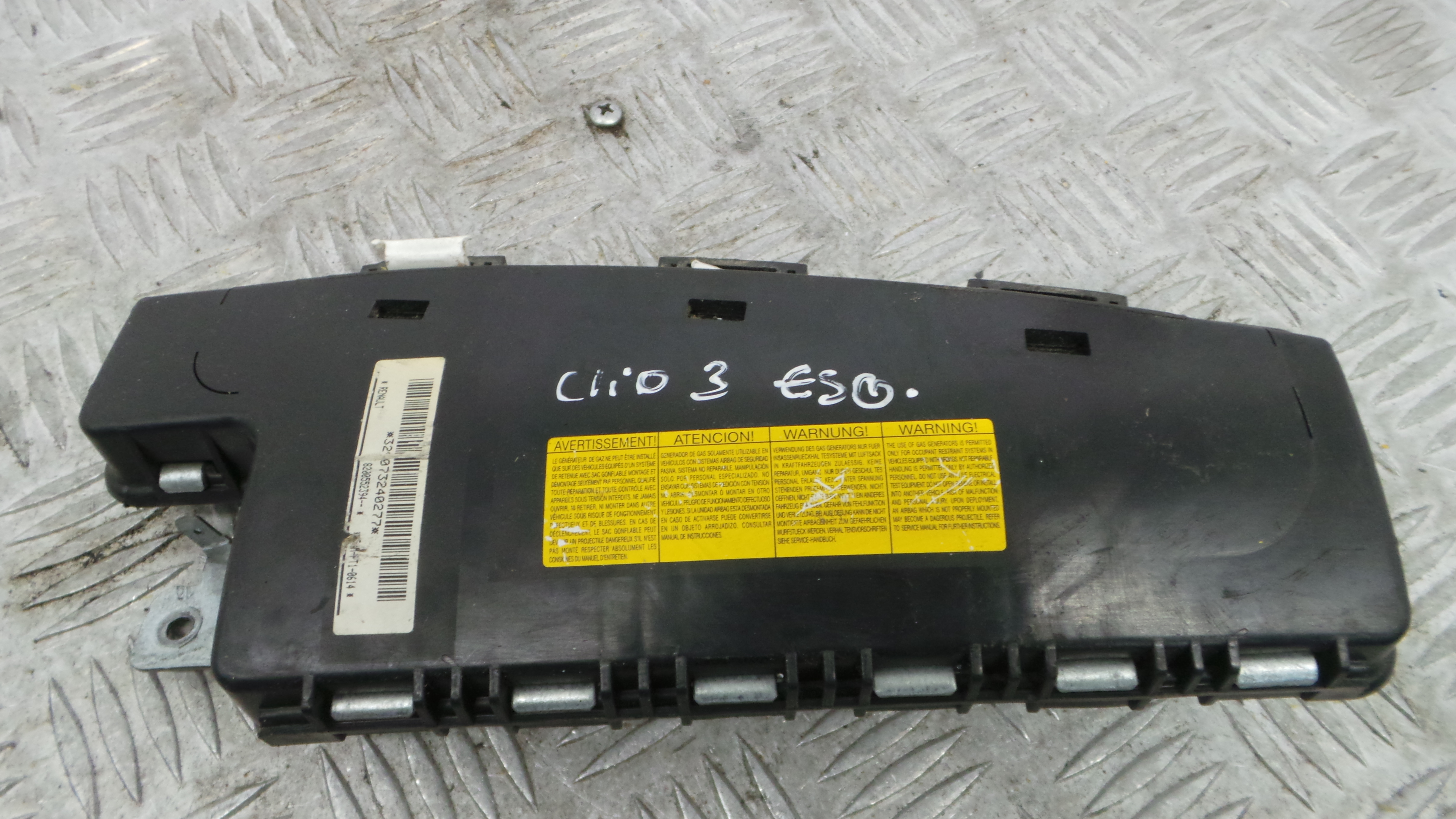 Airbag Banco Esq 8200552394 – RENAULT CLIO III (BR0/1, CR0/1) Airbag Banco Esq 8200552394 – RENAULT CLIO III (BR0/1, CR0/1)