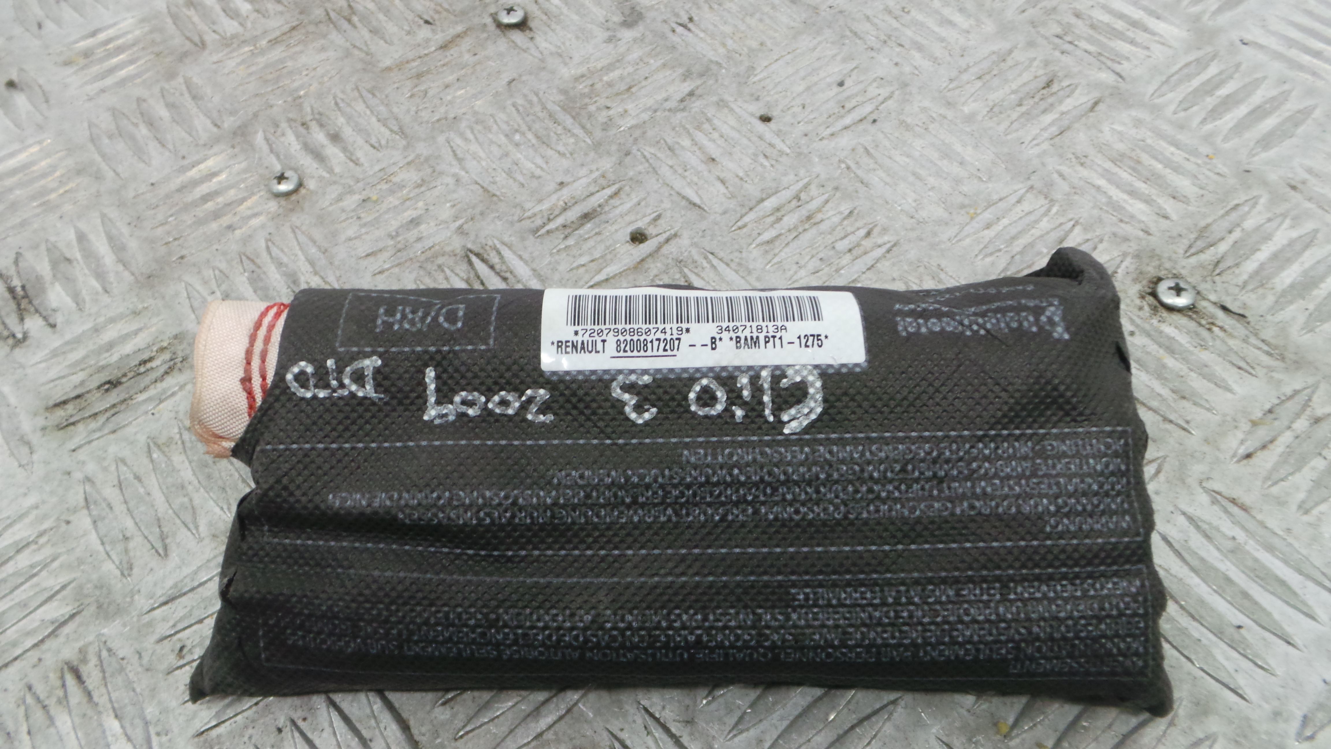 Airbag Banco Dto 8200817207 - RENAULT CLIO III (BR0/1, CR0/1)-37820129