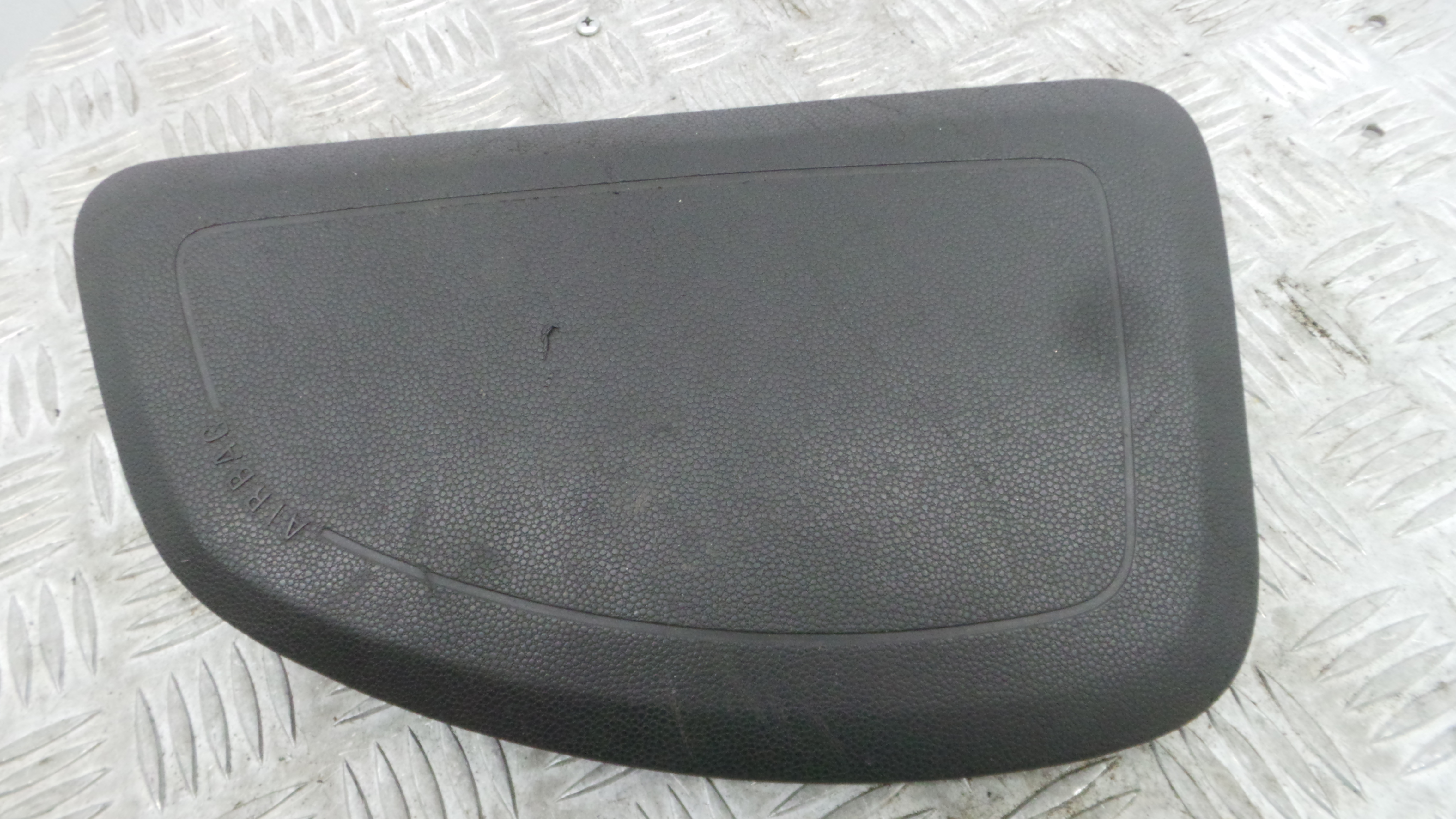 Airbag Banco Esq 13213584 - OPEL CORSA D (S07)-37820376 Airbag Banco Esq 13213584 - OPEL CORSA D (S07)-37820376