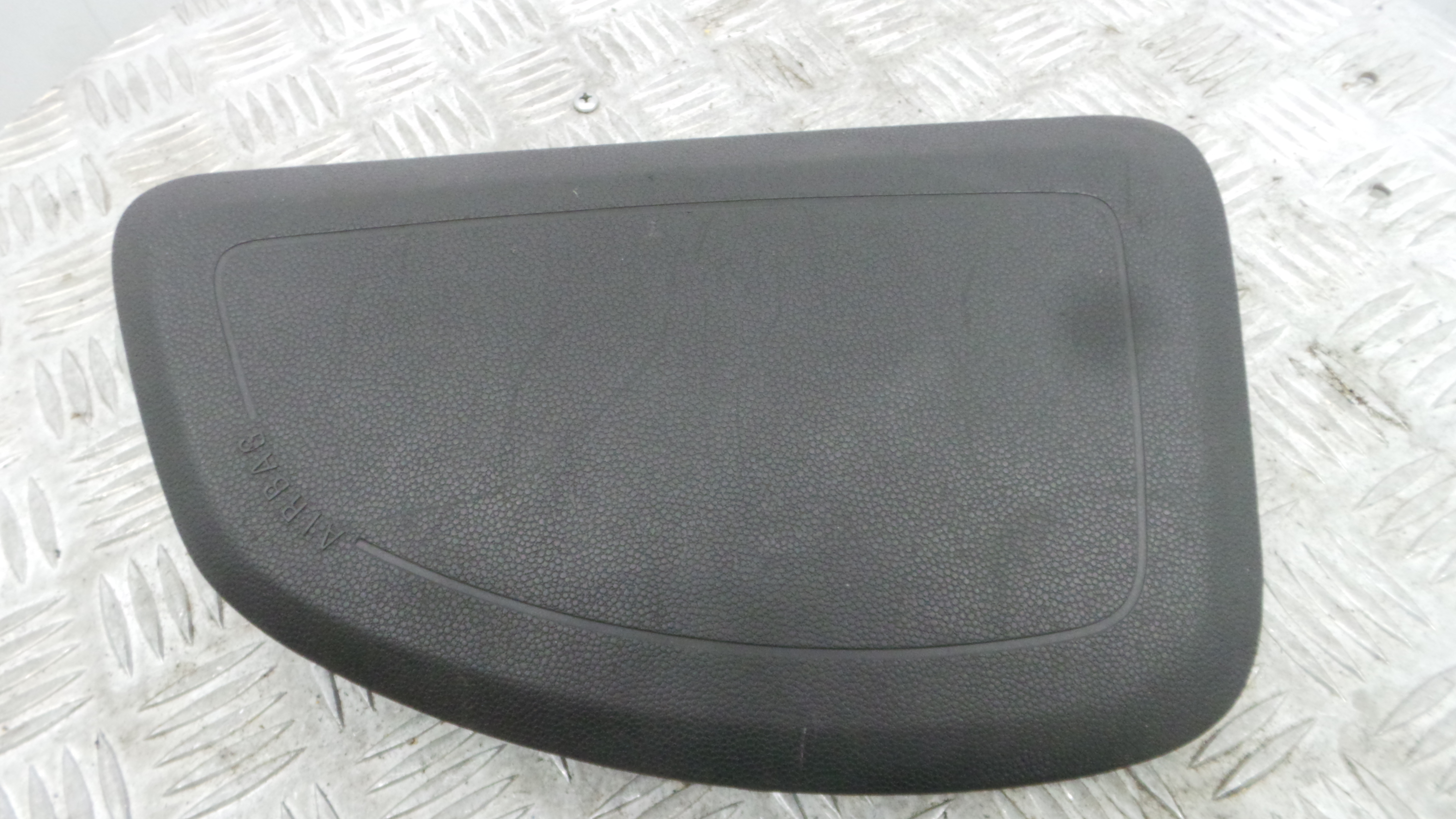 Airbag Banco Esq 13213586 - OPEL CORSA D (S07)-37820379 Airbag Banco Esq 13213586 - OPEL CORSA D (S07)-37820379