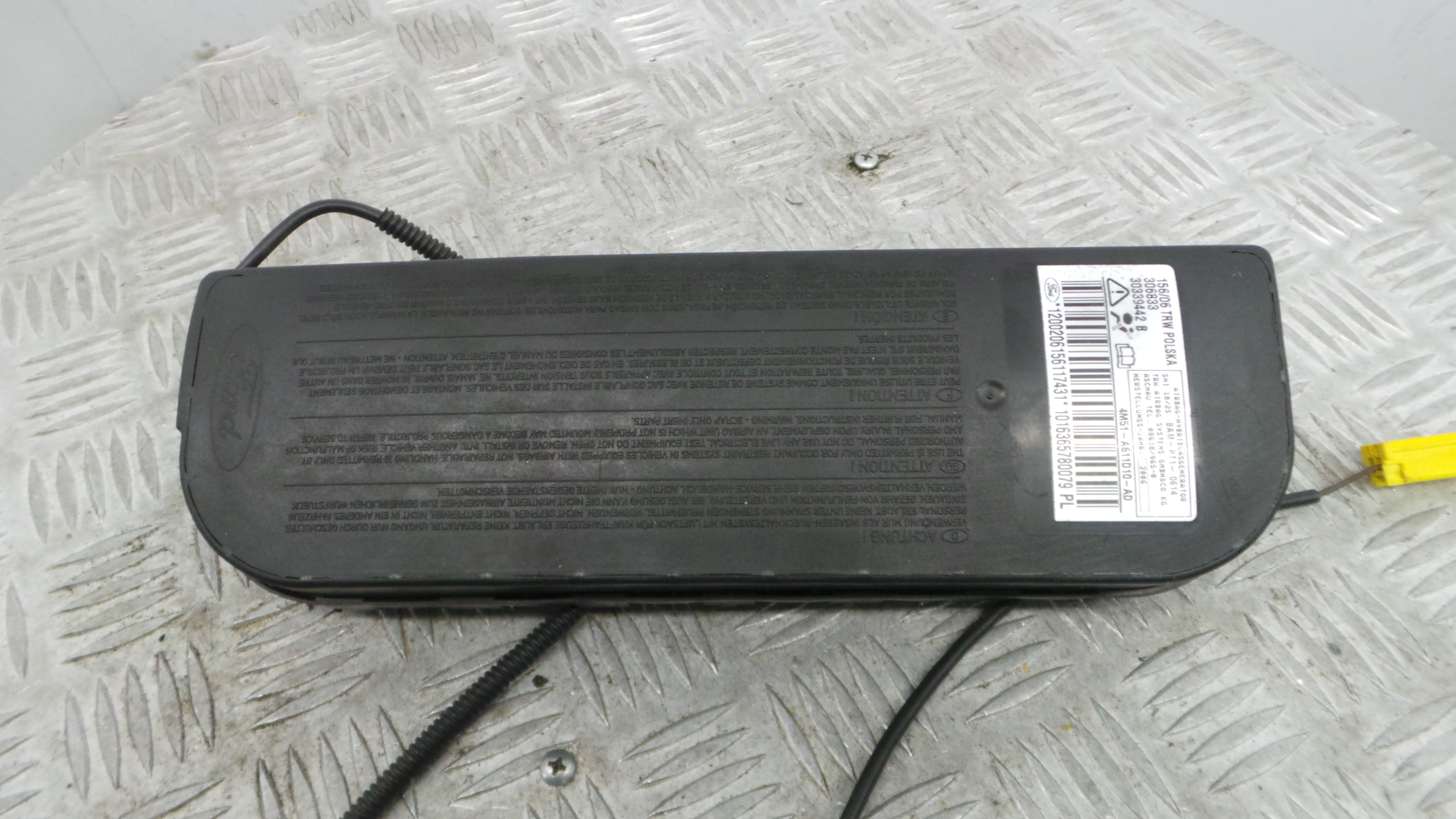 Airbag Banco Dto 4M51-A611D10-AD - FORD FOCUS II (DA_, HCP, DP)-37820757 Airbag Banco Dto 4M51-A611D10-AD - FORD FOCUS II (DA_, HCP, DP)-37820757