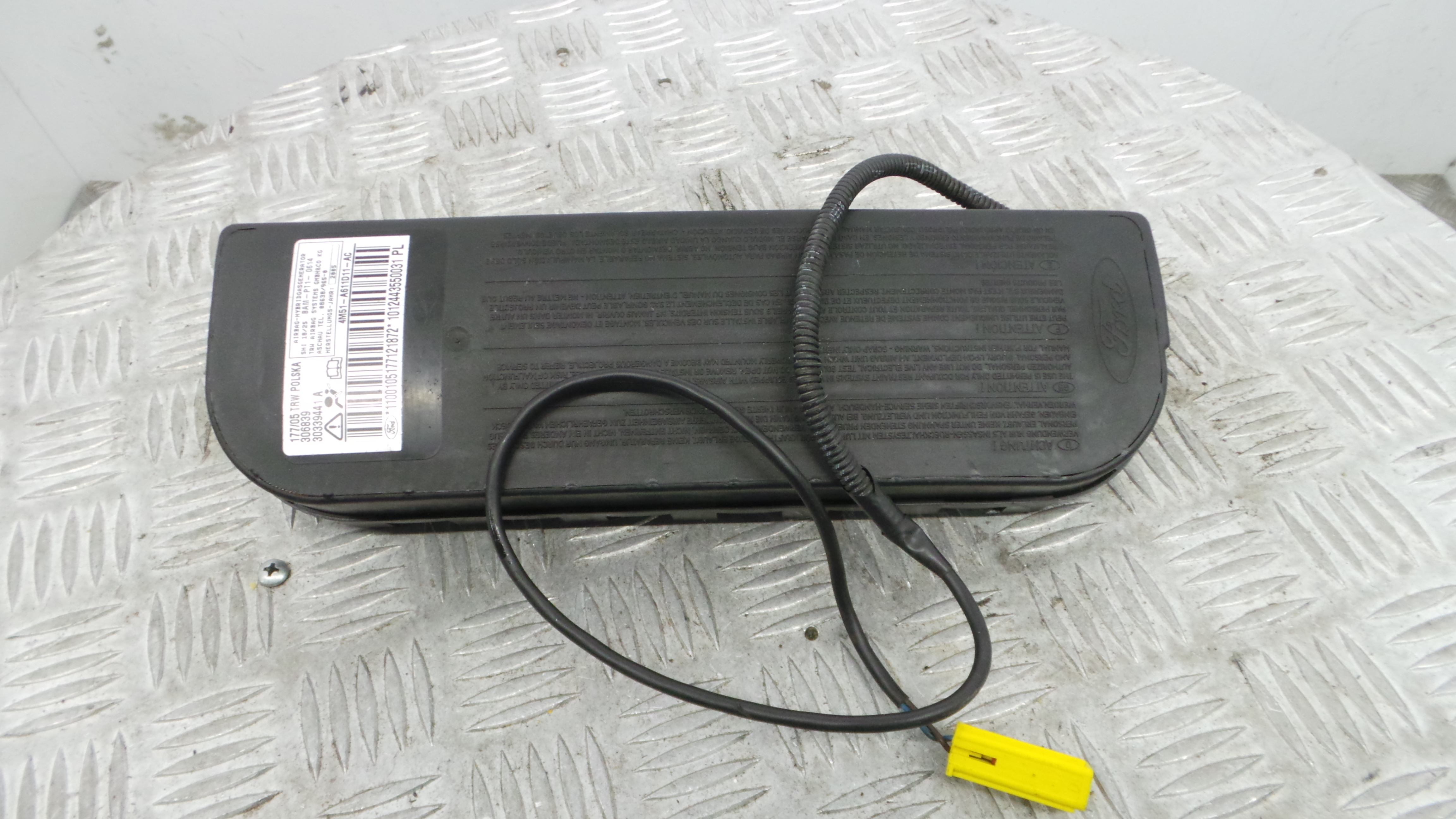 Airbag Banco Esq 4M51-A611D11-AC - FORD FOCUS II (DA_, HCP, DP)-37820769 Airbag Banco Esq 4M51-A611D11-AC - FORD FOCUS II (DA_, HCP, DP)-37820769