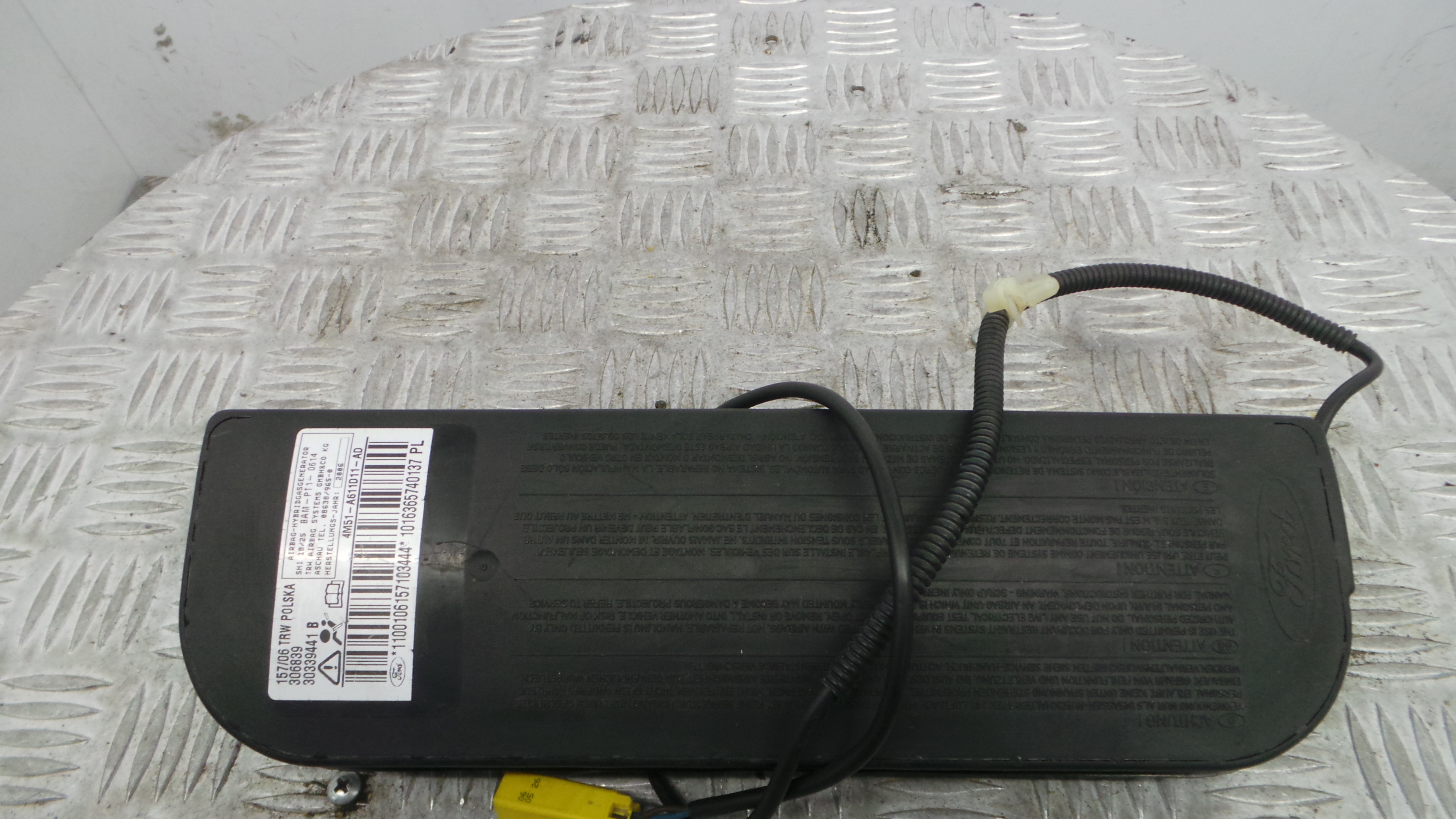 Airbag Banco Esq 4M51-A611D11-AD – FORD FOCUS II (DA_, HCP, DP) Airbag Banco Esq 4M51-A611D11-AD – FORD FOCUS II (DA_, HCP, DP)