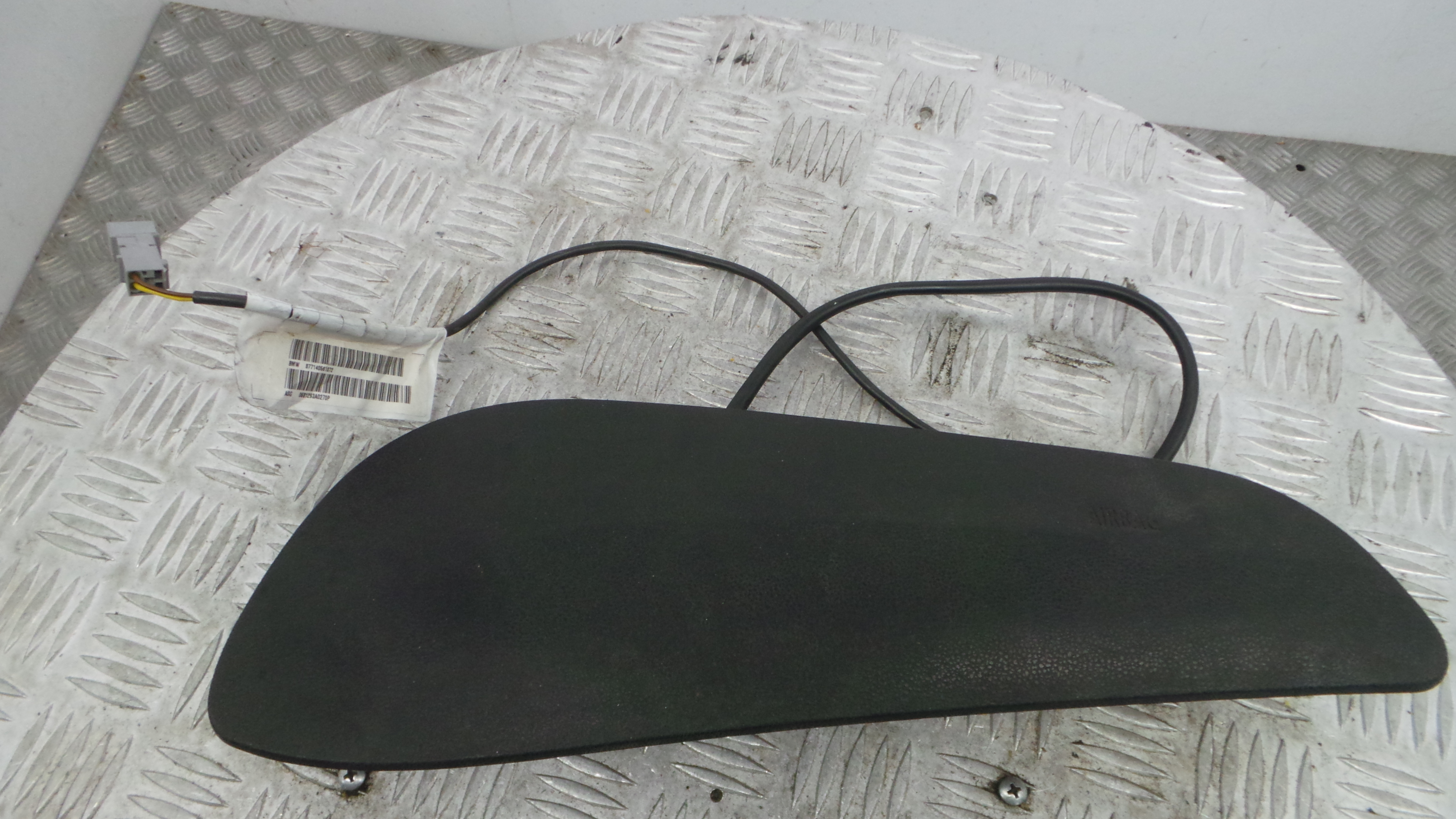 Airbag Banco Esq 87.71-40561072 - BMW 1 (E87)-37820835 Airbag Banco Esq 87.71-40561072 - BMW 1 (E87)-37820835