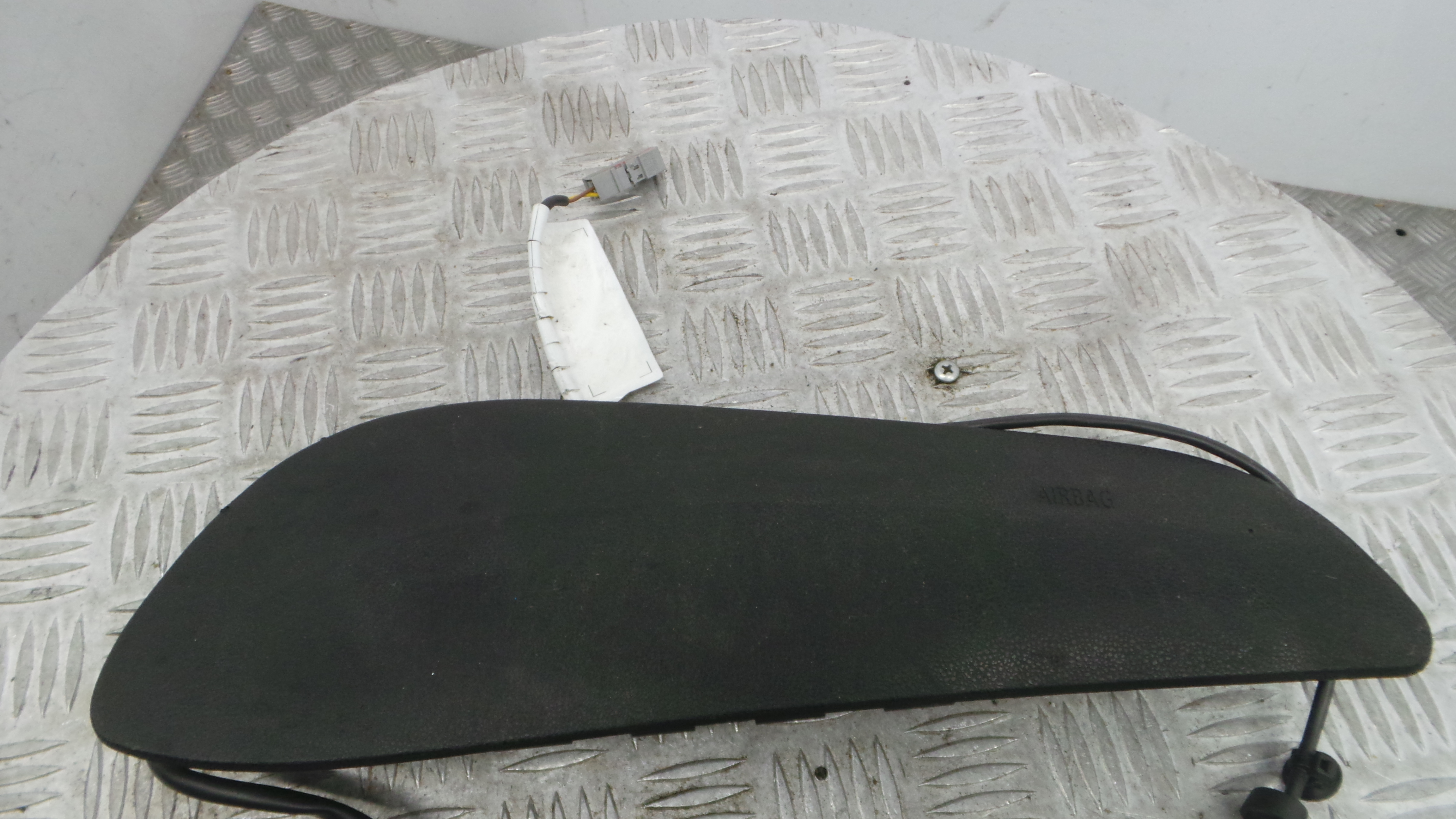 Airbag Banco Esq 87.71-40561072 - BMW 1 (E87)-37820838 Airbag Banco Esq 87.71-40561072 - BMW 1 (E87)-37820838