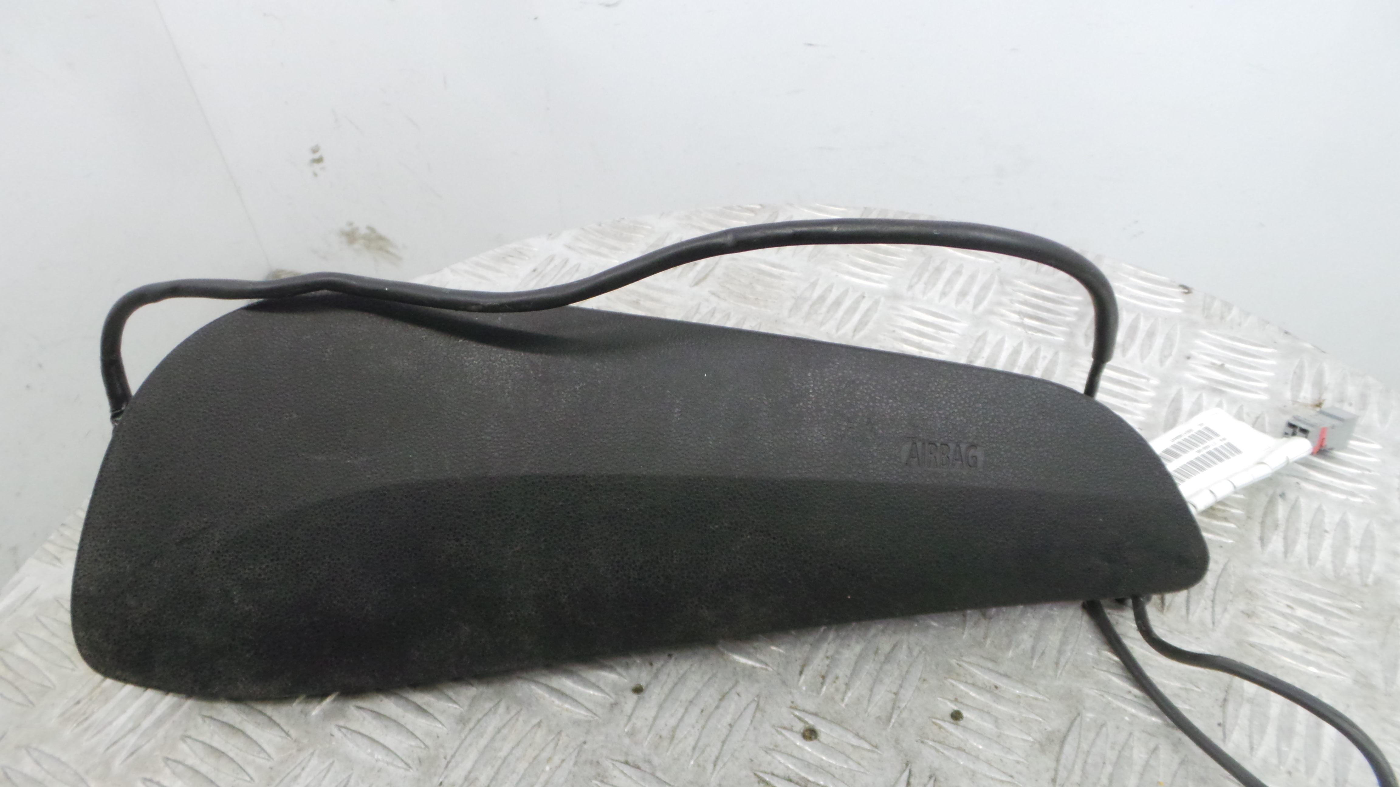 Airbag Banco Esq 87.71-40561085 - BMW 1 (E87)-37820889 Airbag Banco Esq 87.71-40561085 - BMW 1 (E87)-37820889